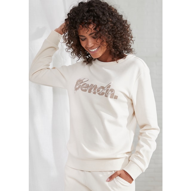Bench. Loungewear Sweatshirt, mit Logodruck und Stickerei, Loungeanzug  kaufen
