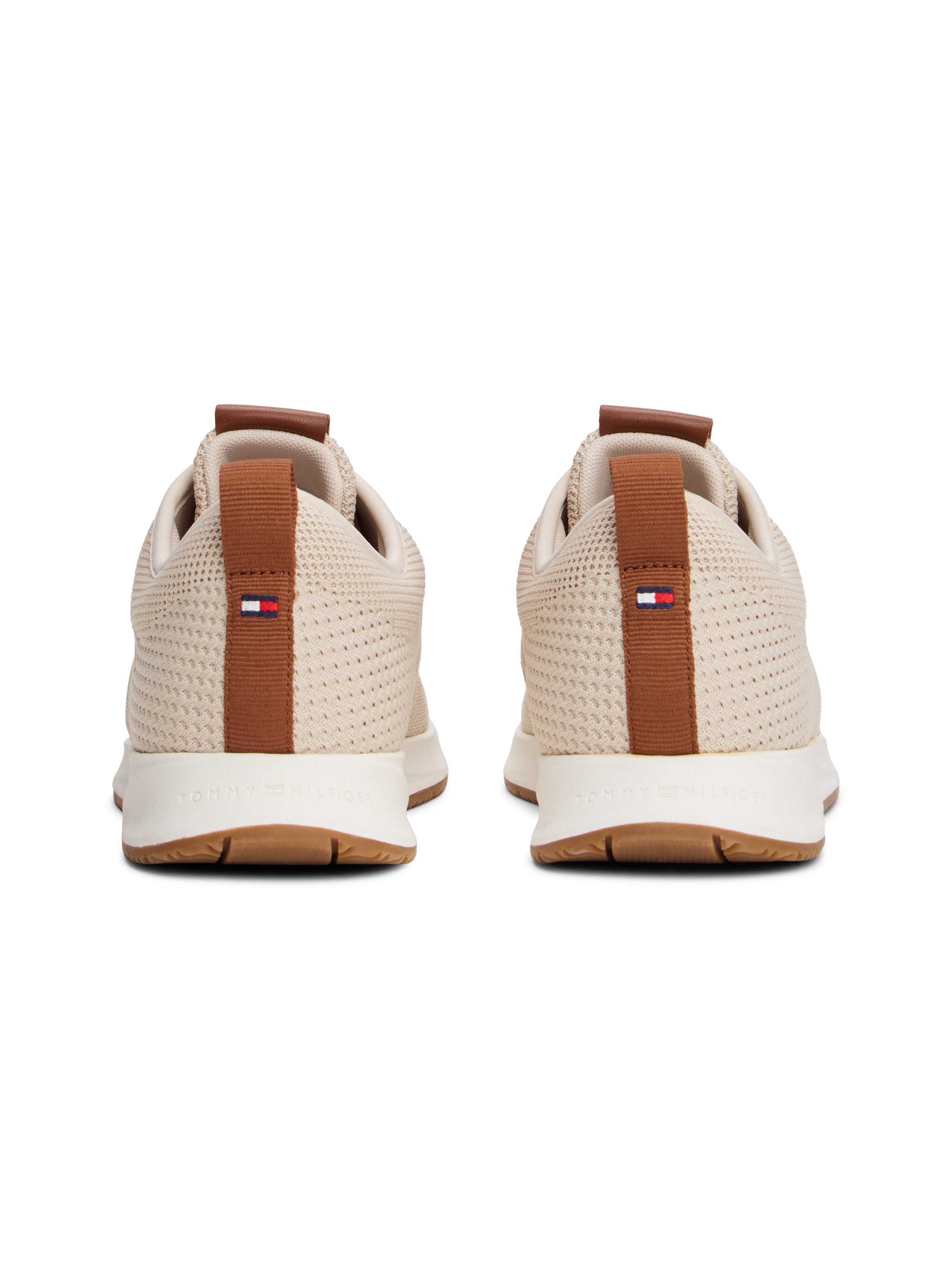 Tommy Hilfiger Sneaker »NEWPORT 3D PREMIUM KNIT«, Halbschuh, Schnürer, Freizeitschuh mit Kontrast-Logoaufnäher