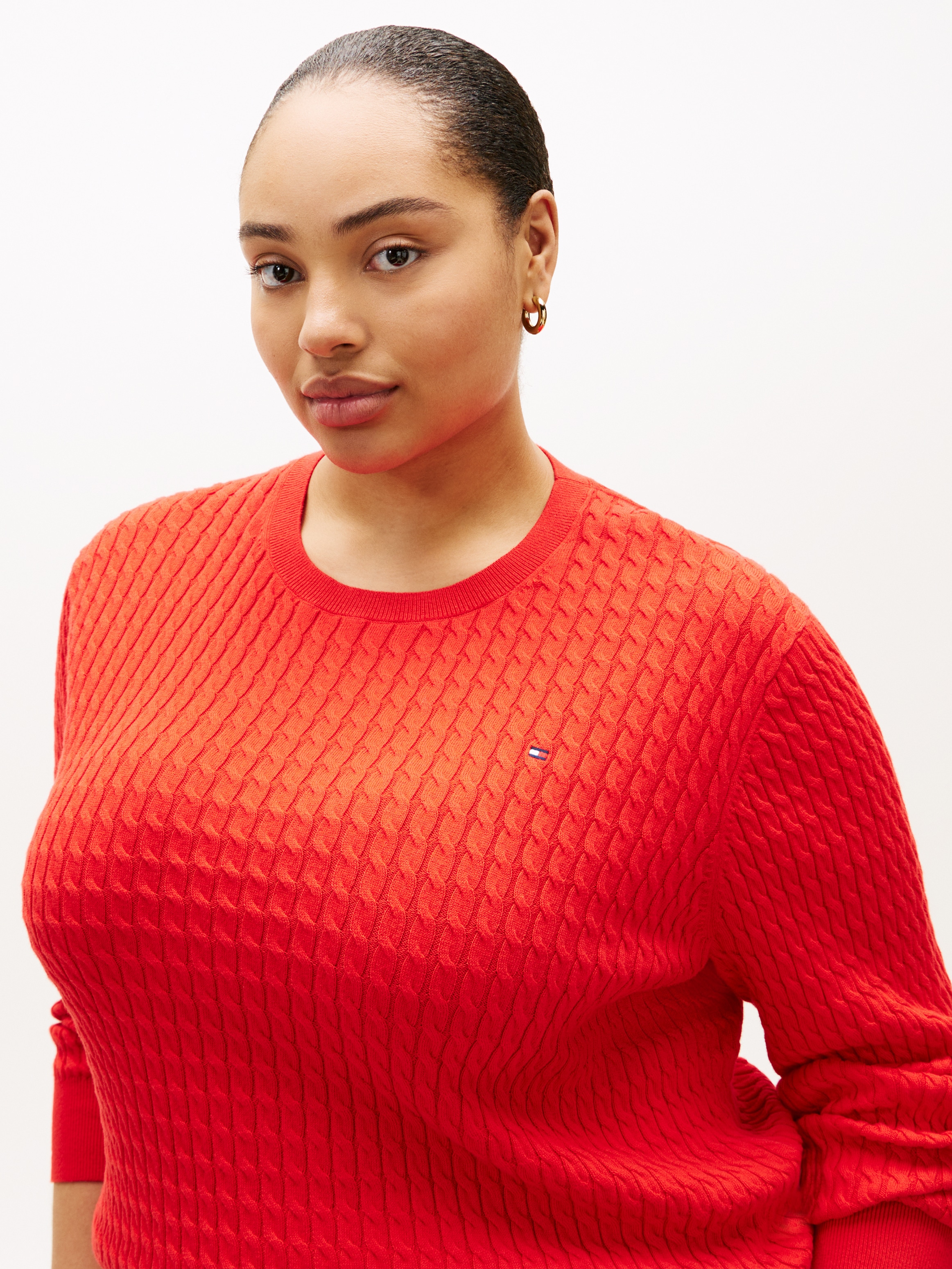 Tommy Hilfiger Curve Rundhalspullover »CRV CO CABLE FINE GG CNK SWEATER« in großen Größen, mit Zopfmuster
