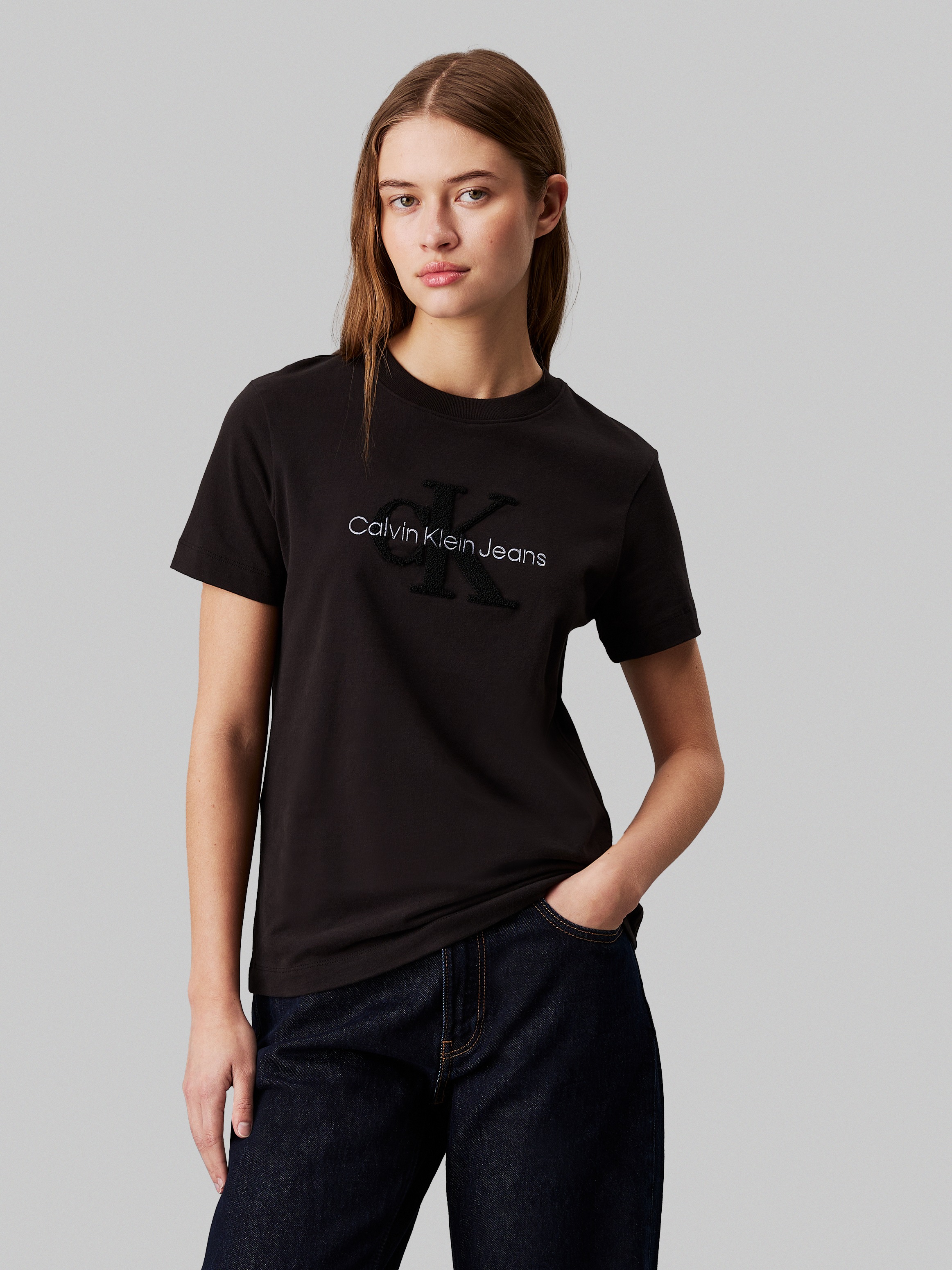 Calvin Klein Jeans T-Shirt »CHENILLE MONOLOGO REGULAR TEE«, mit Logostickerei