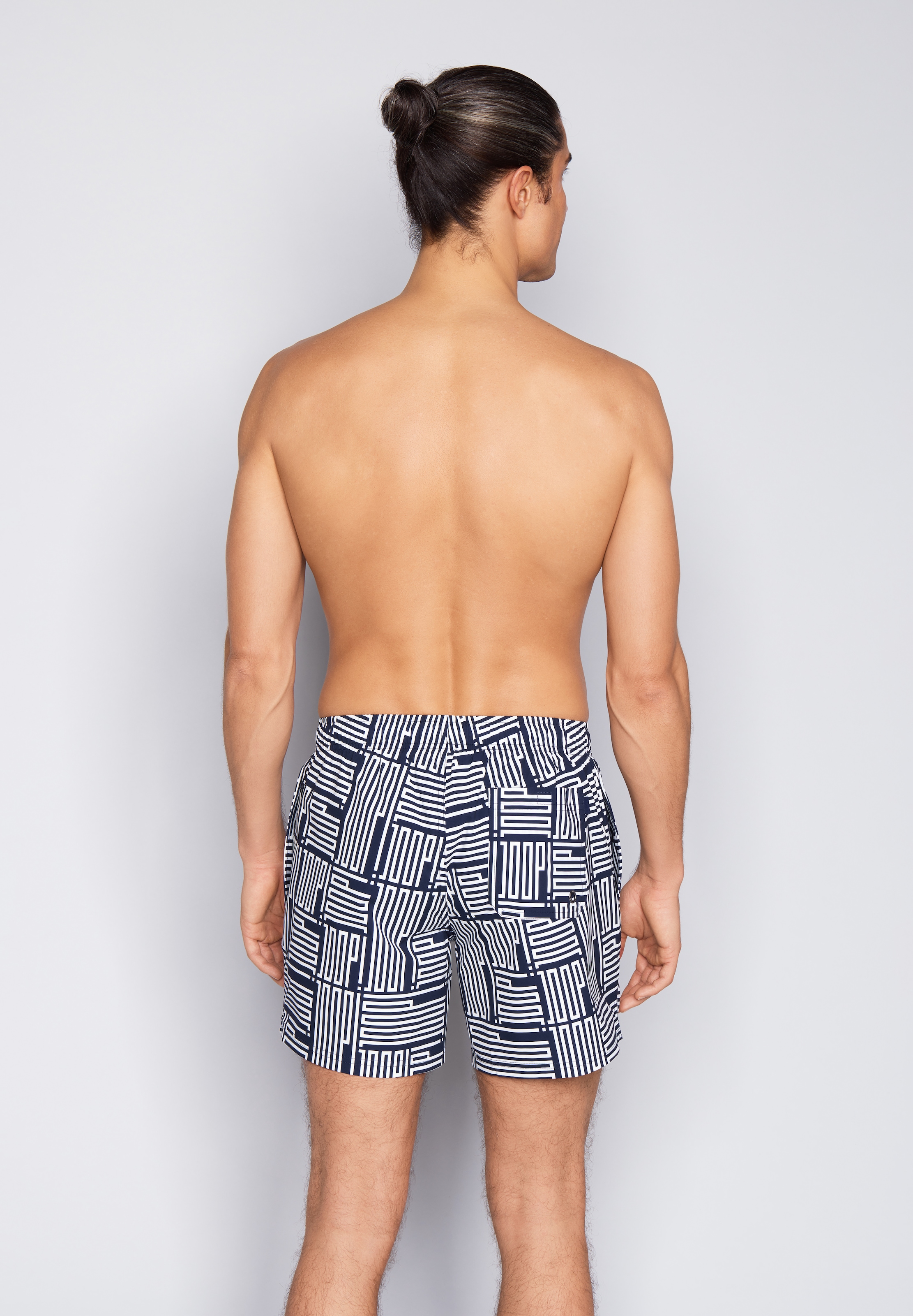JOOP! Badeshorts »Deco Logo« mit großem Allover-Wording und seitlichen Taschen