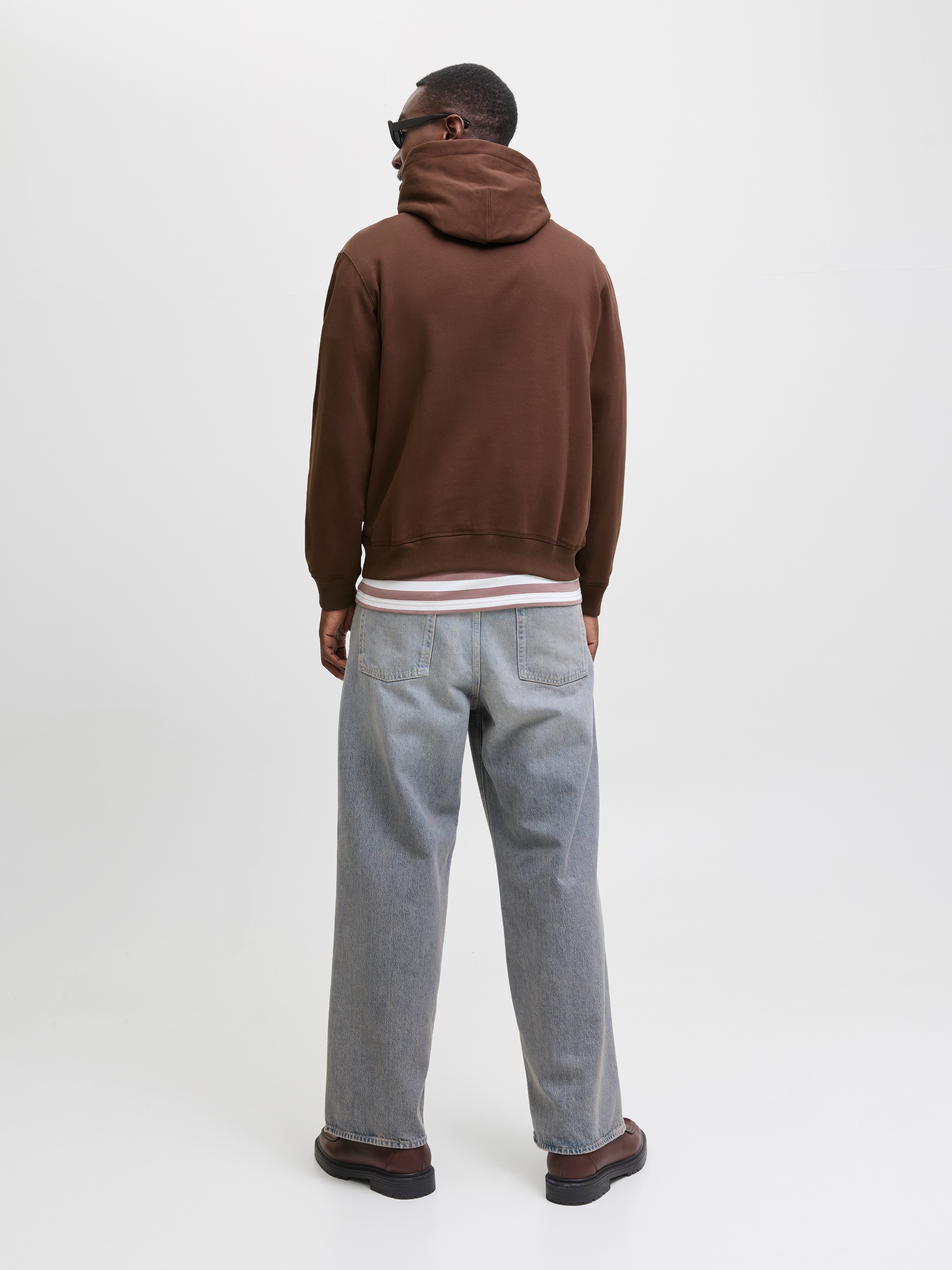 Jack & Jones Kapuzensweatshirt »JORNORREBRO EMB SWEAT HOOD NOOS«, mit Logo Print
