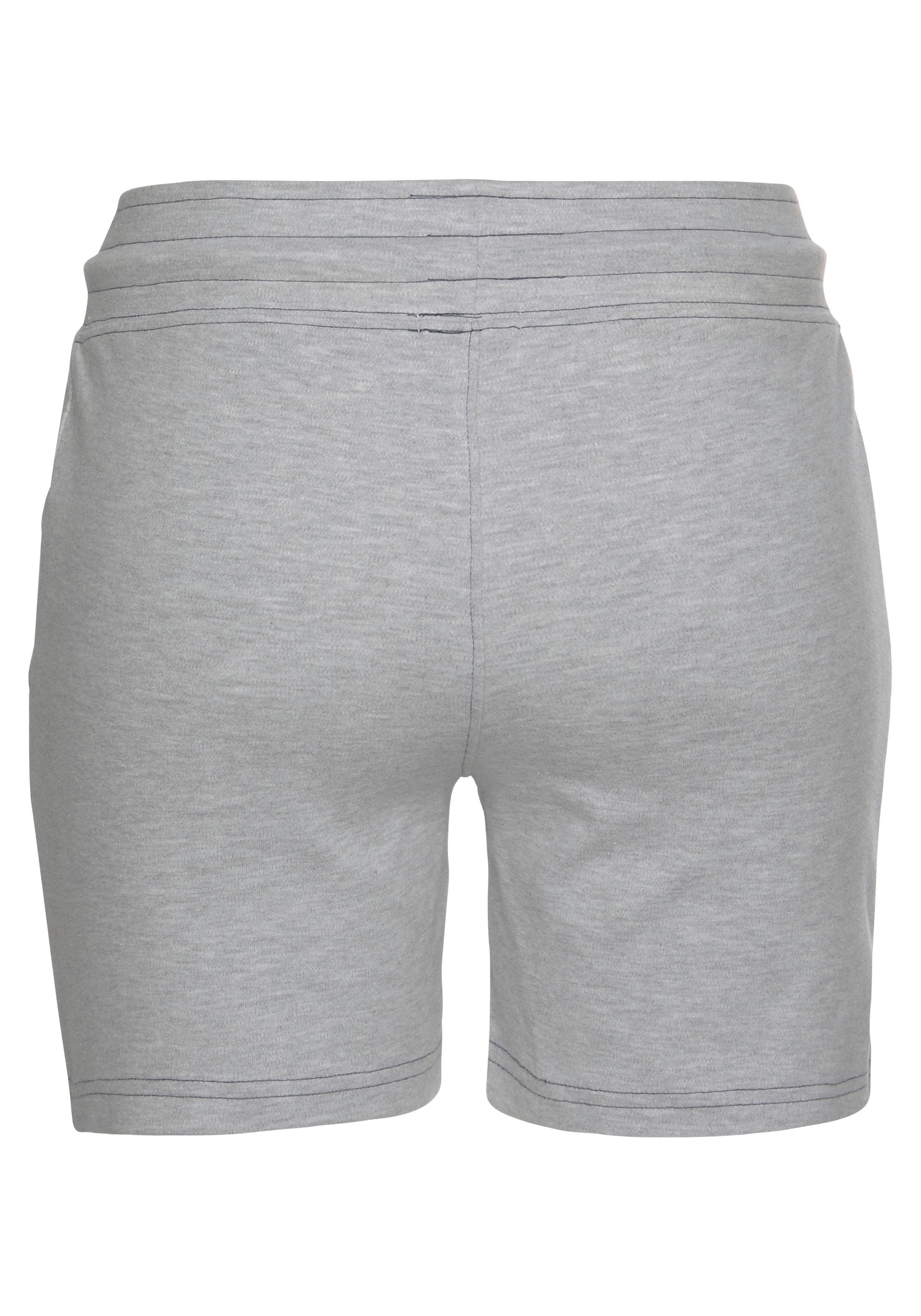 KangaROOS Sweatshorts, mit kontrastfarbener Kordel und kleinem Label-Print