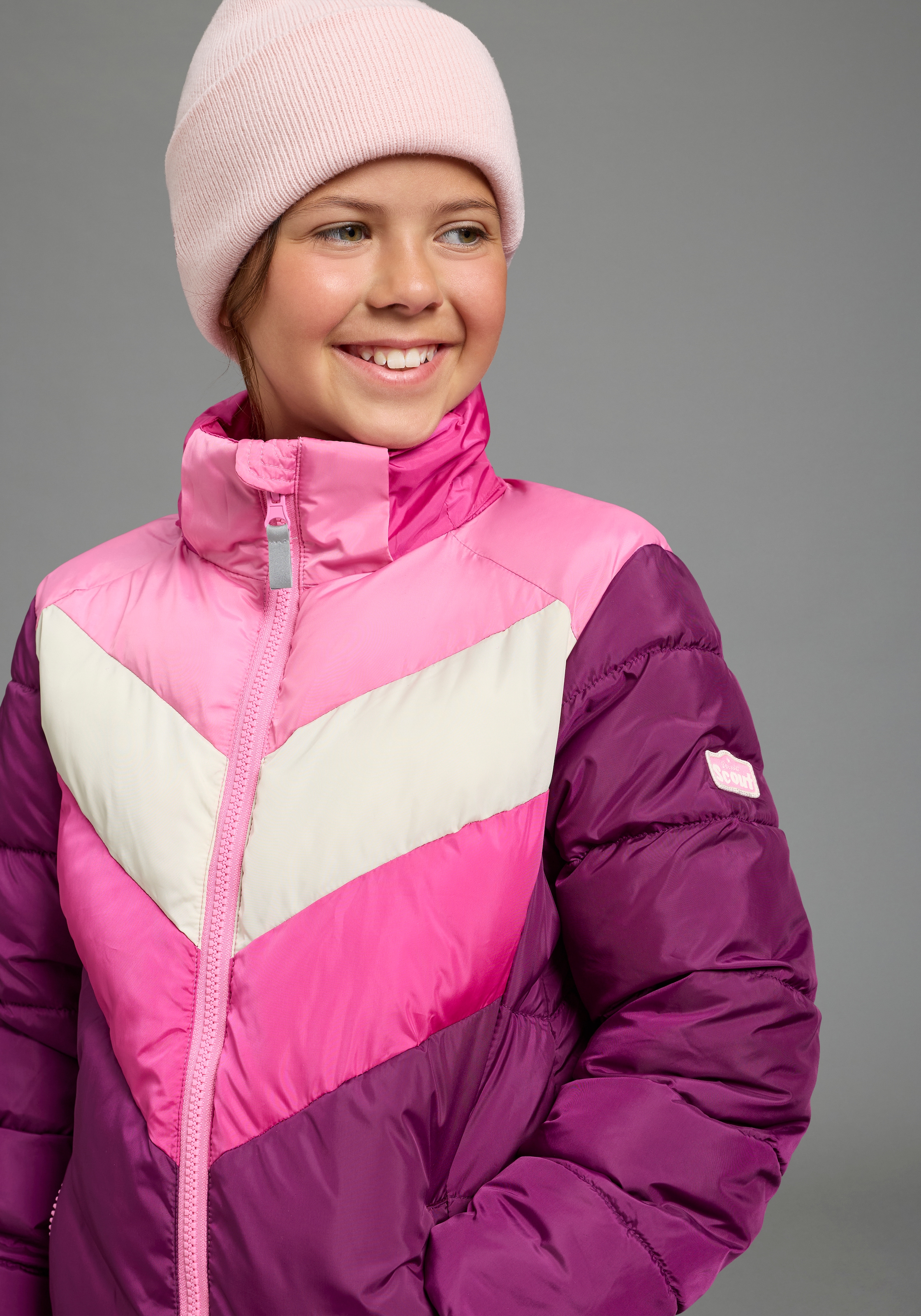 Scout Winterjacke »Gesteppte Jacke, Colorblocking - NEU von SCOUT« mit Kapuze mit abnehmbarer Kapuze, mit Fleecefutter, wasser- und windabweisend