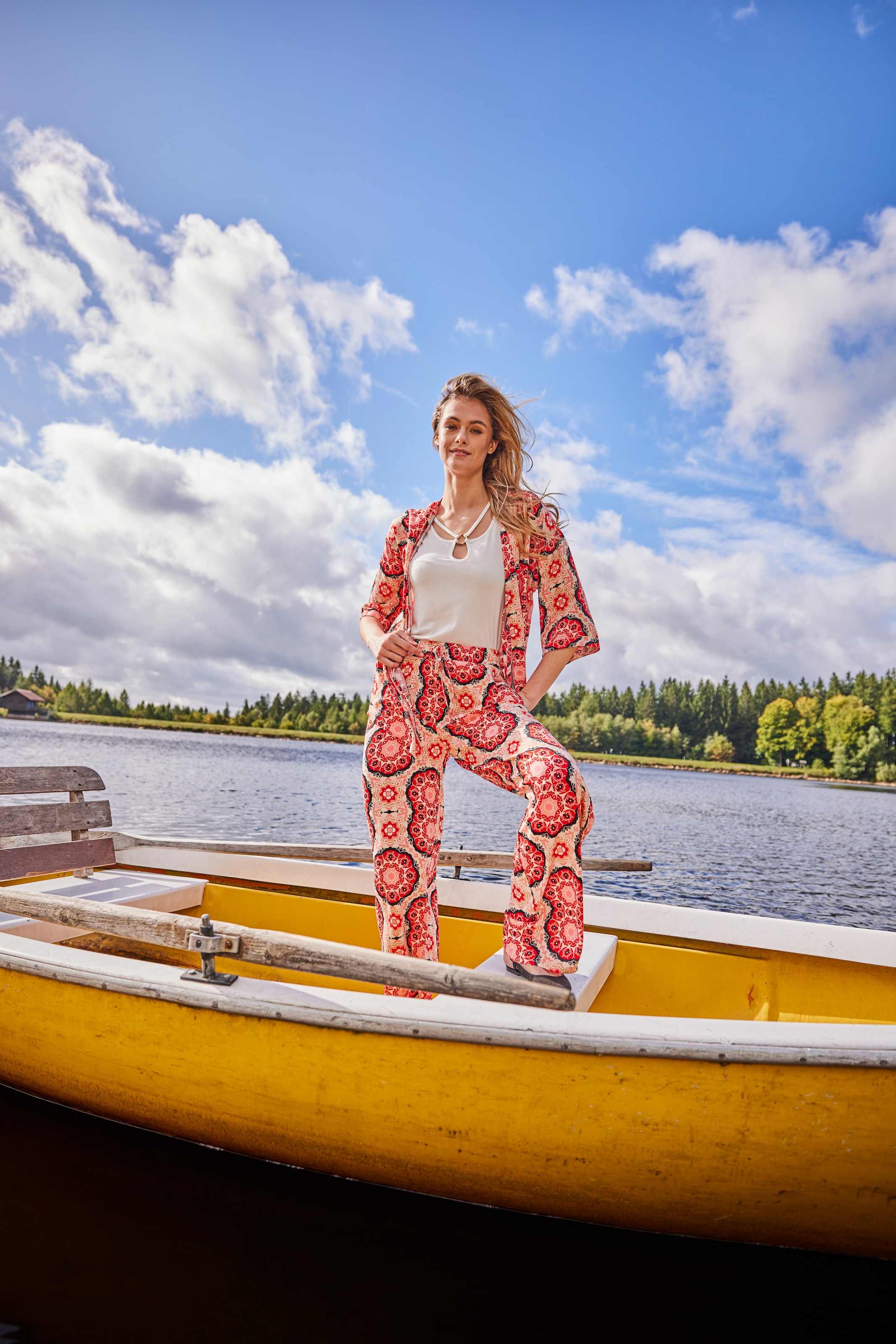 Aniston CASUAL Tanktop mit raffiniertem V-Ausschnitt - NEUE KOLLEKTION