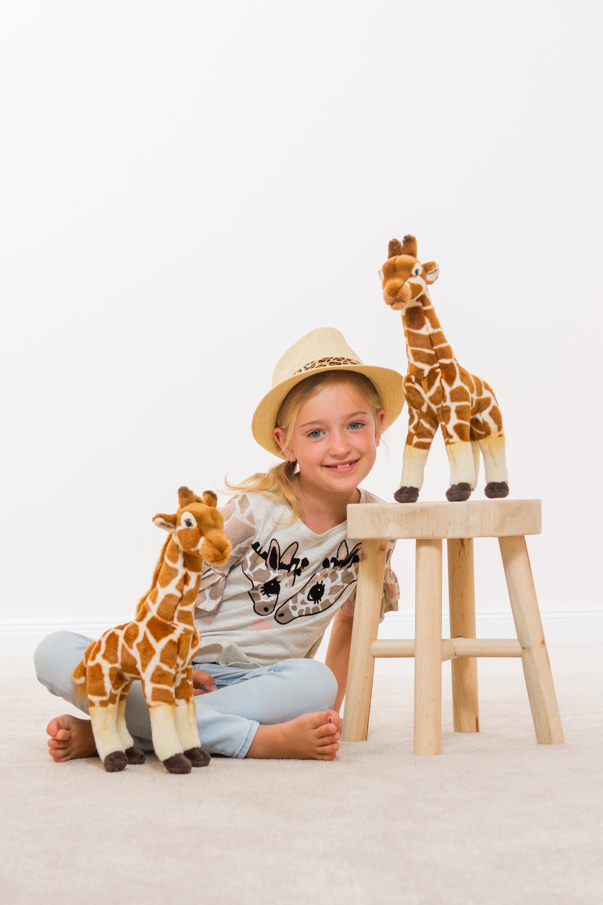 Teddy Hermann® Kuscheltier »Giraffe stehend, 38 cm« zum Teil aus recyceltem Material