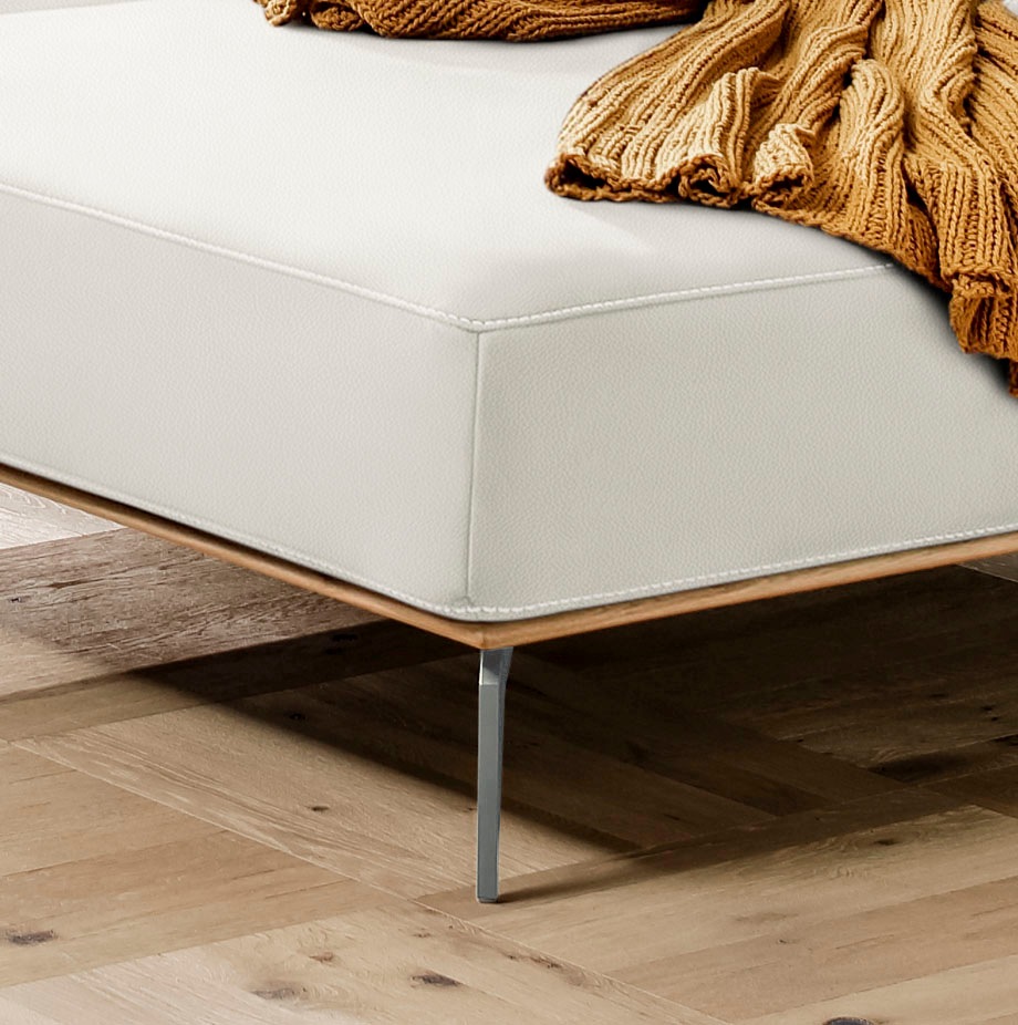 W.SCHILLIG Ecksofa »run, Designsofa mit tollem Sitzkomfort, bequem, L-Form«, mit elegantem Holzsockel, Füße in Silber matt, Breite 319 cm