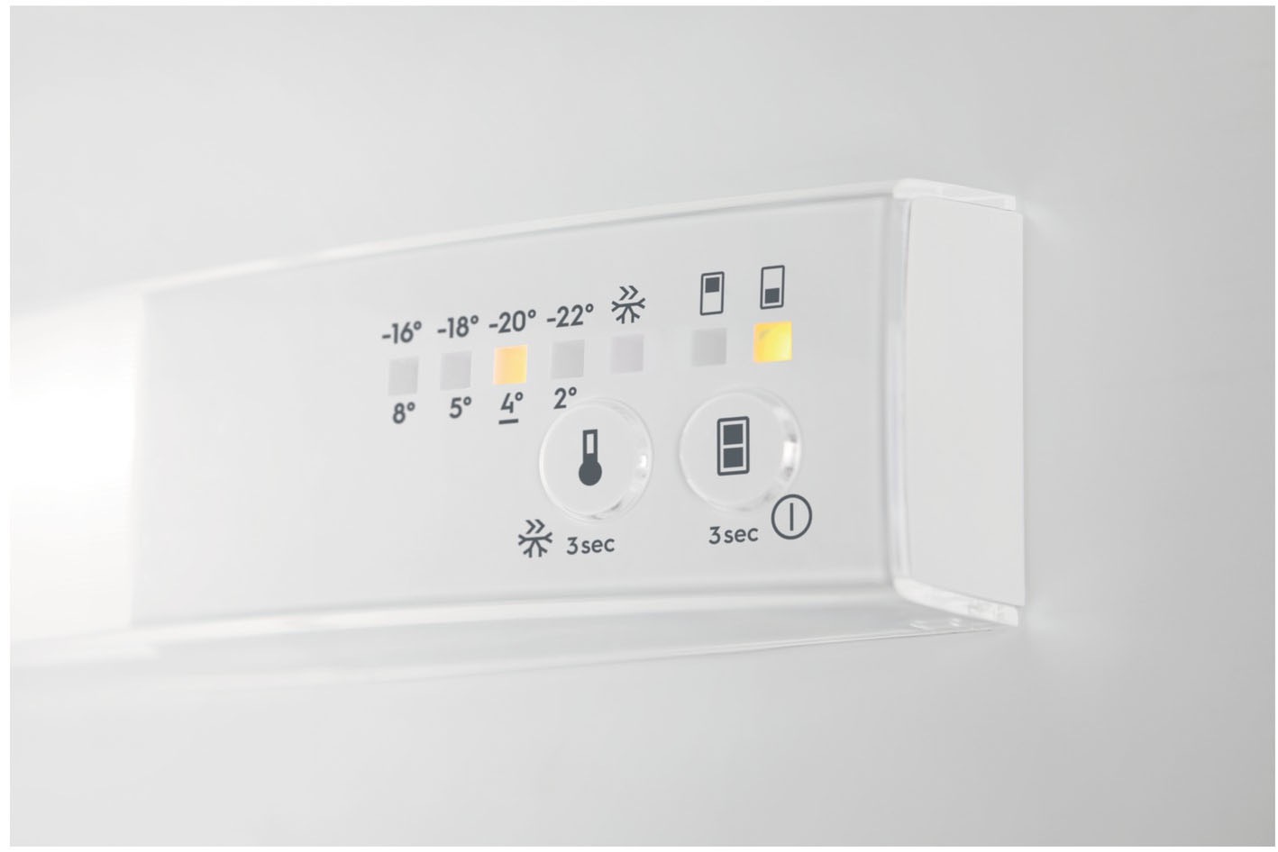AEG Einbaukühlgefrierkombination 5000 »TSC5S183DF«, LowFrost: Erheblich weniger Eisbildung