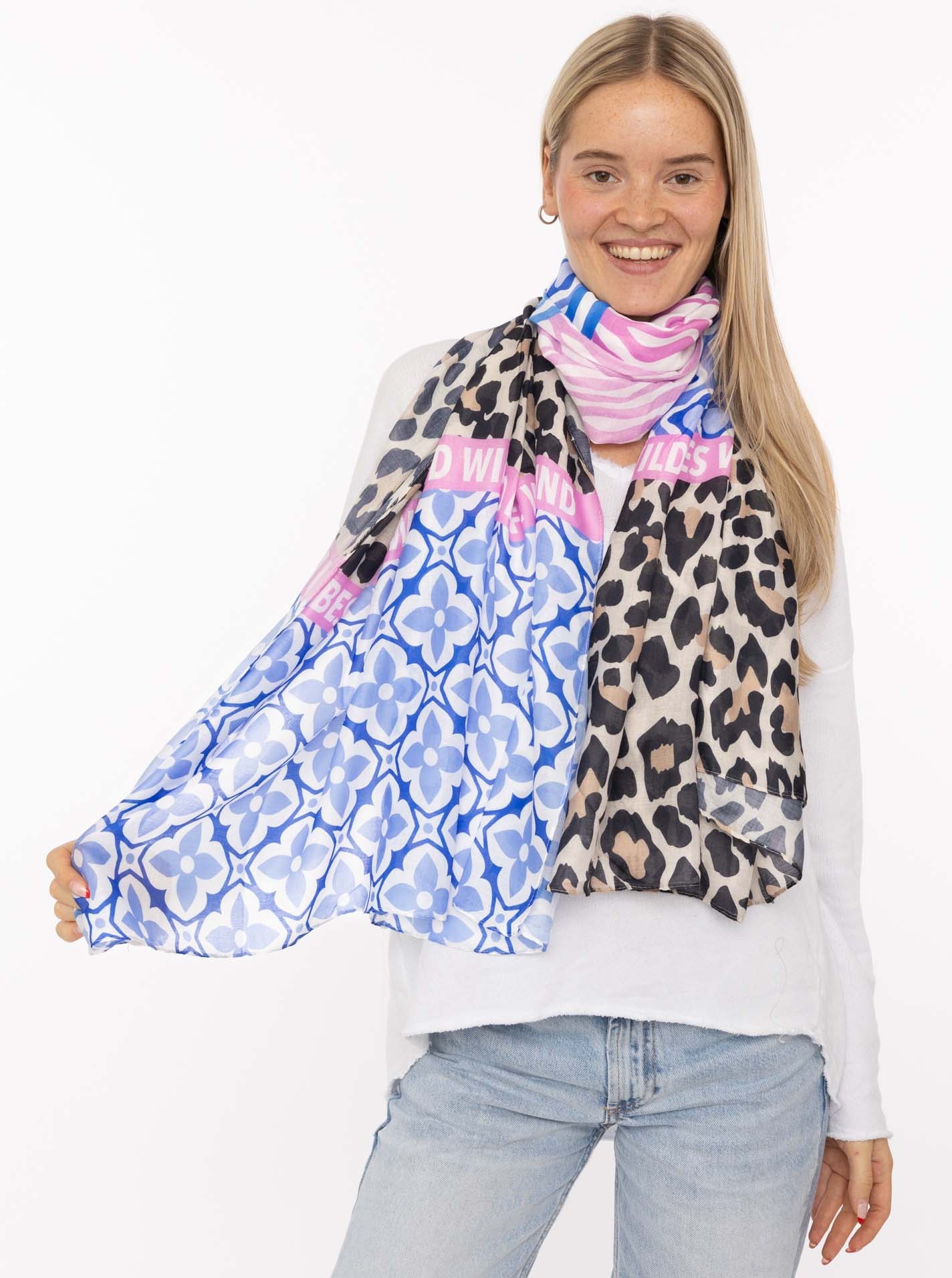 ZWILLINGSHERZ Schal »Viskose Mix "Animal Block"« Schal mit Mustermix und Schriftzug Blau