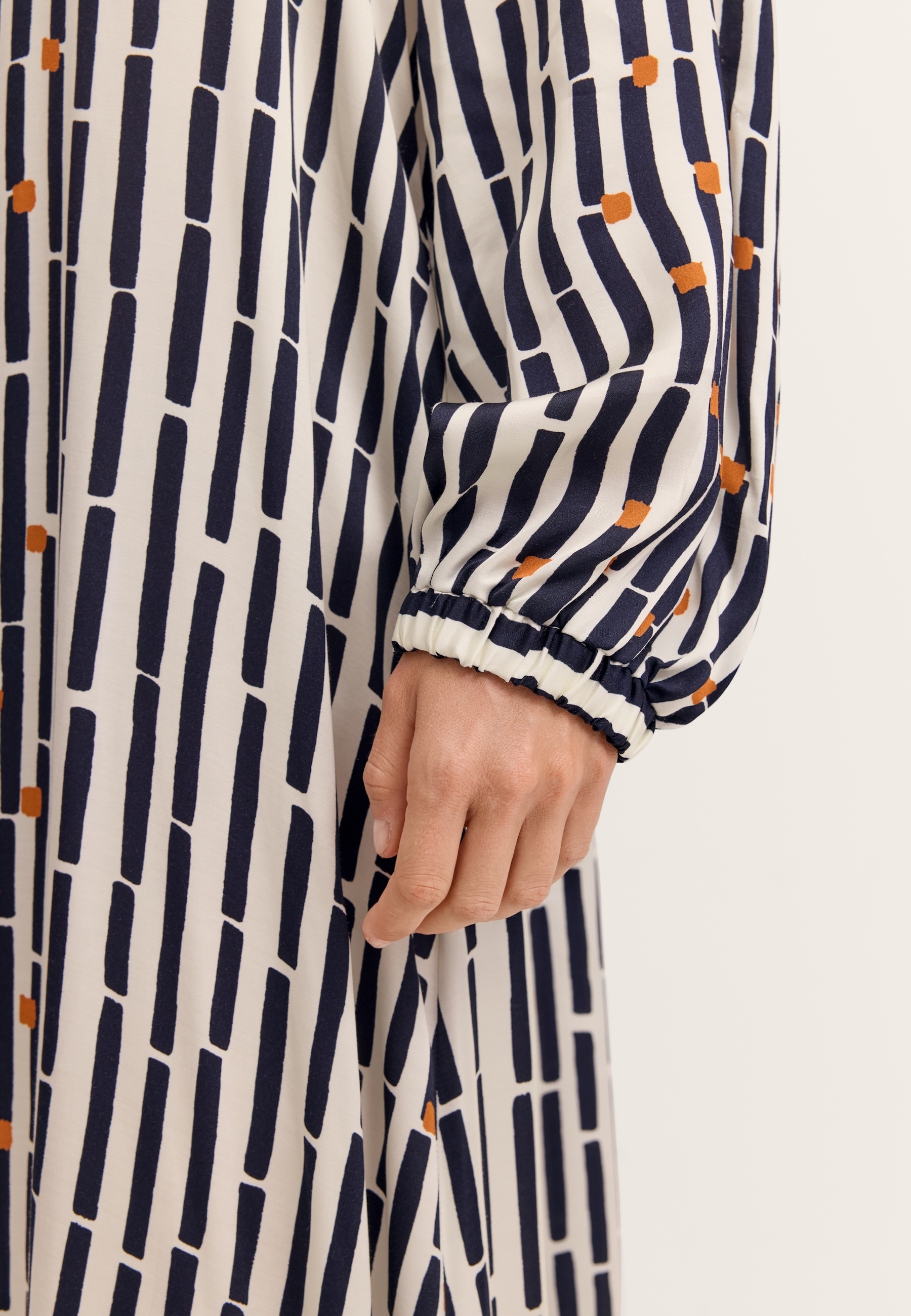 bugatti Blusenkleid Modern Fit mit Print