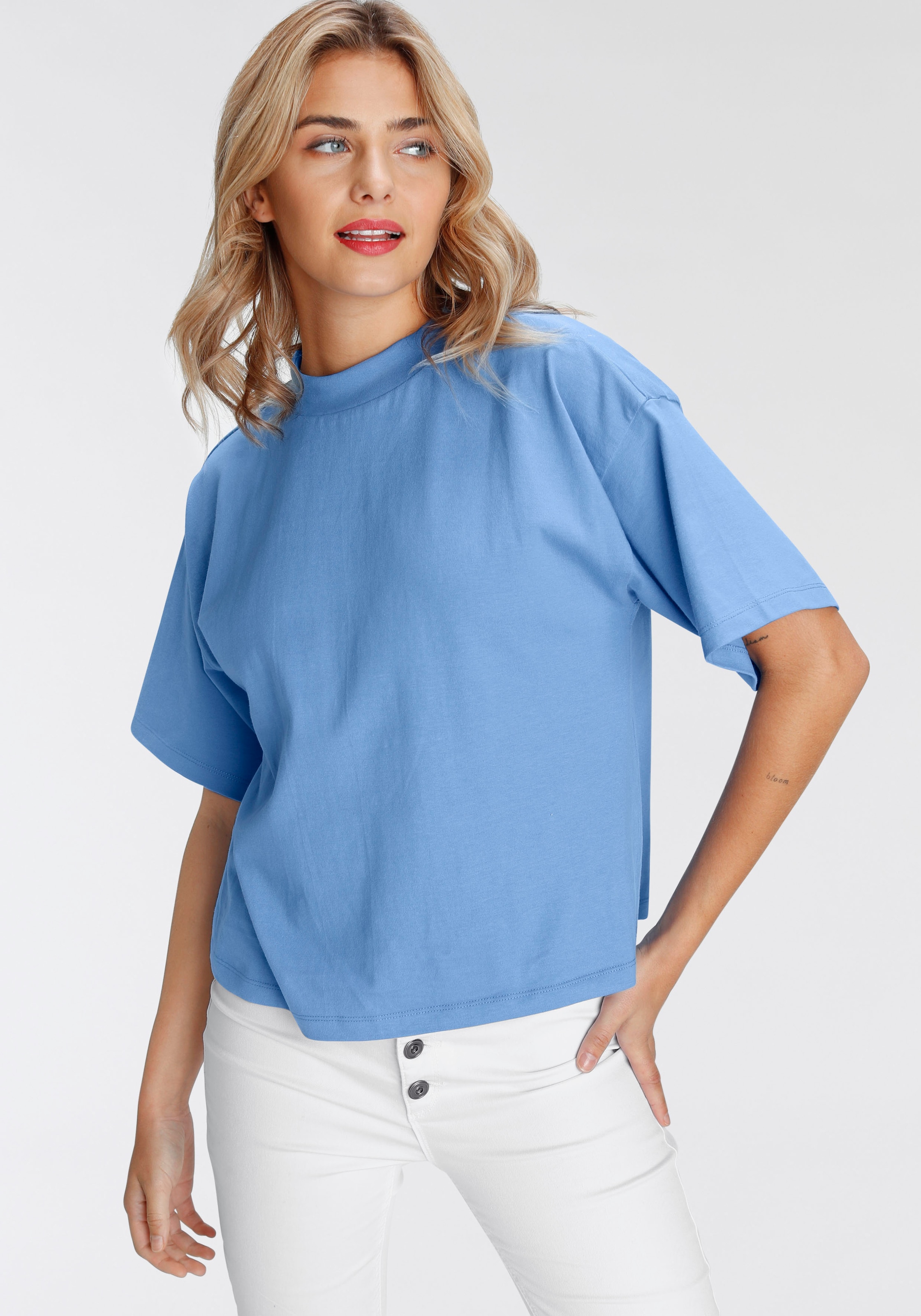 breitem im Rippen-Rundhalsausschnitt AJC modisch mit Online-Shop Oversize-Shirt, kaufen