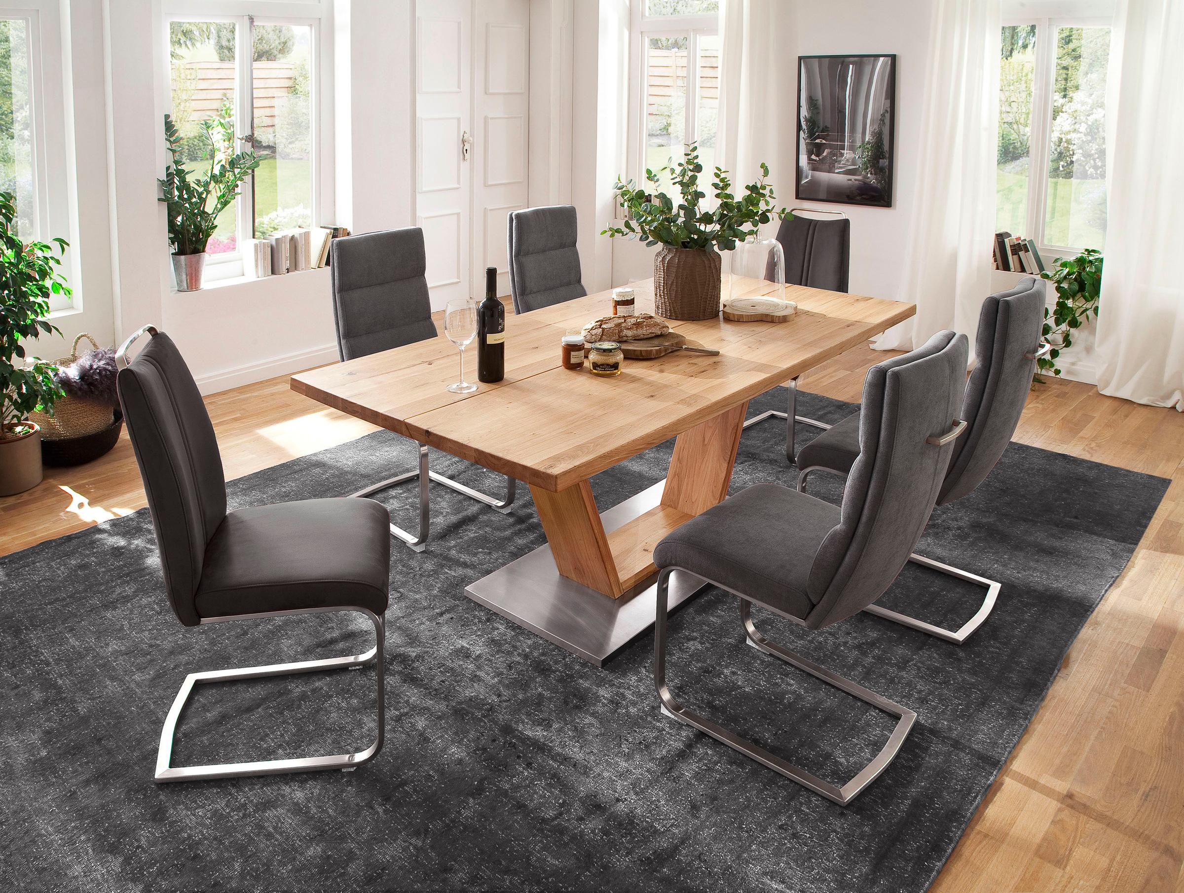6. Bild von MCA furniture Esstisch »Greta«, Esstisch Massivholz mit Baumkante, gerader Kante oder Tischplatte