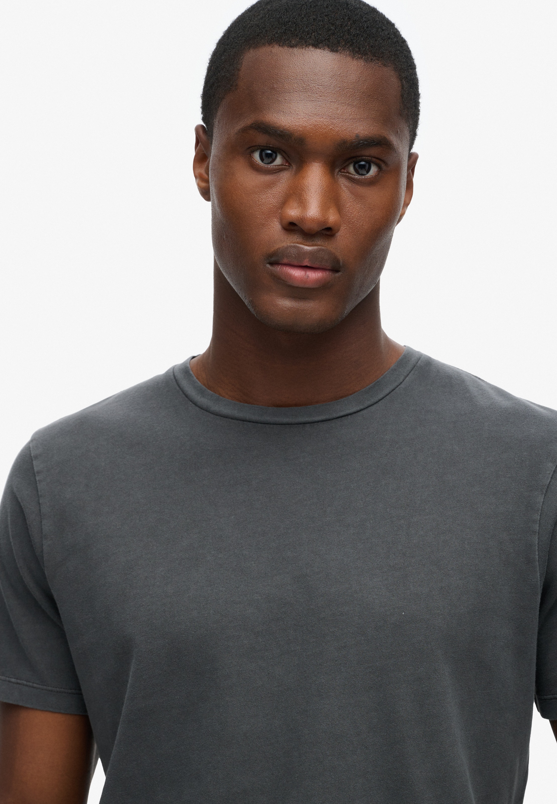 Superdry Rundhalsshirt »CLASSIC ESSENTIAL TEE«