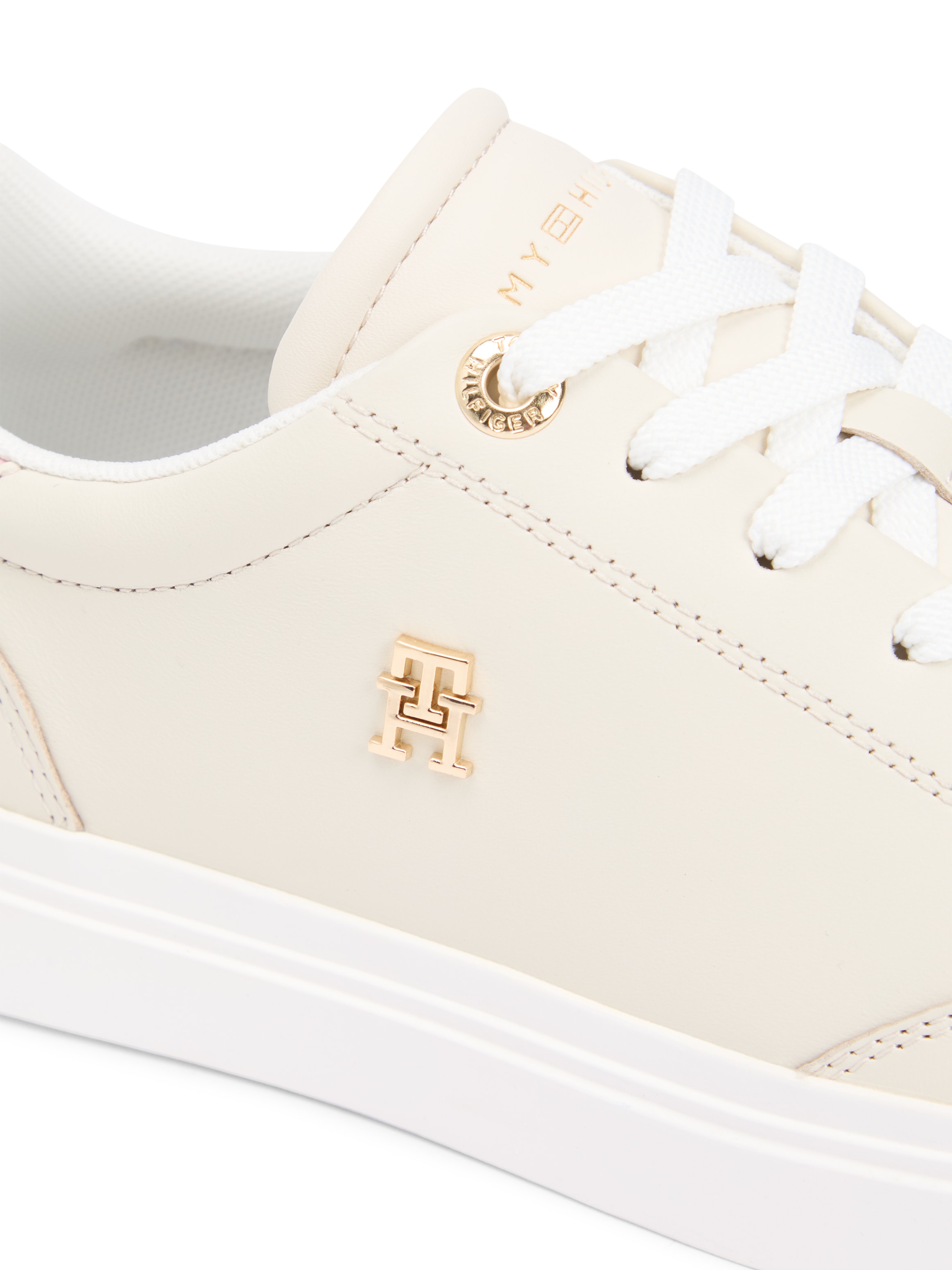 Tommy Hilfiger Plateausneaker »TH CHIC CUPSOLE«  Freizeitschuh, Halbschuh, Schnürschuh mit goldfarbenem TH-Logo