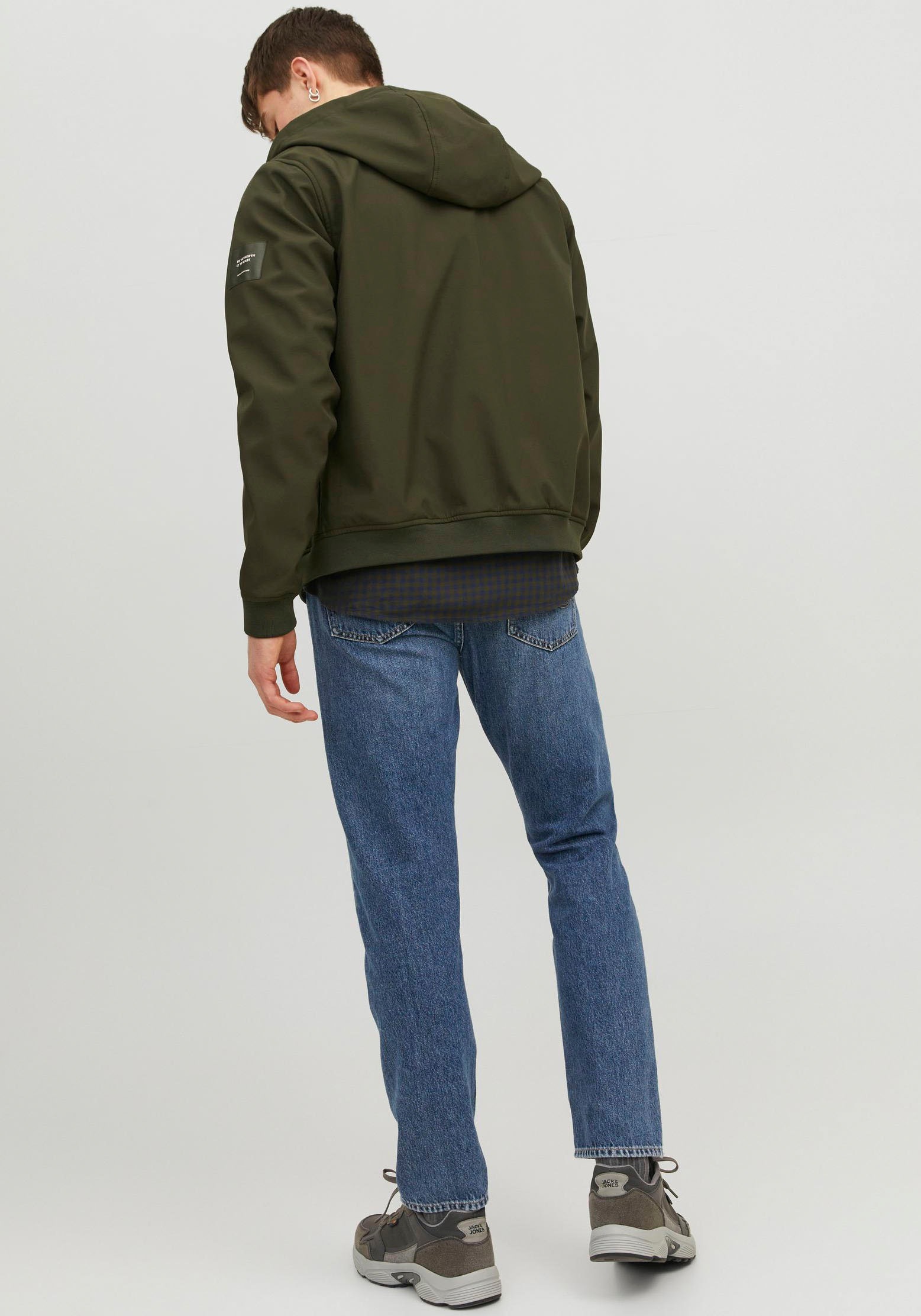 Jack & Jones Softshelljacke »JJEBASIC SOFTSHELL HOOD NOOS«, mit Kapuze