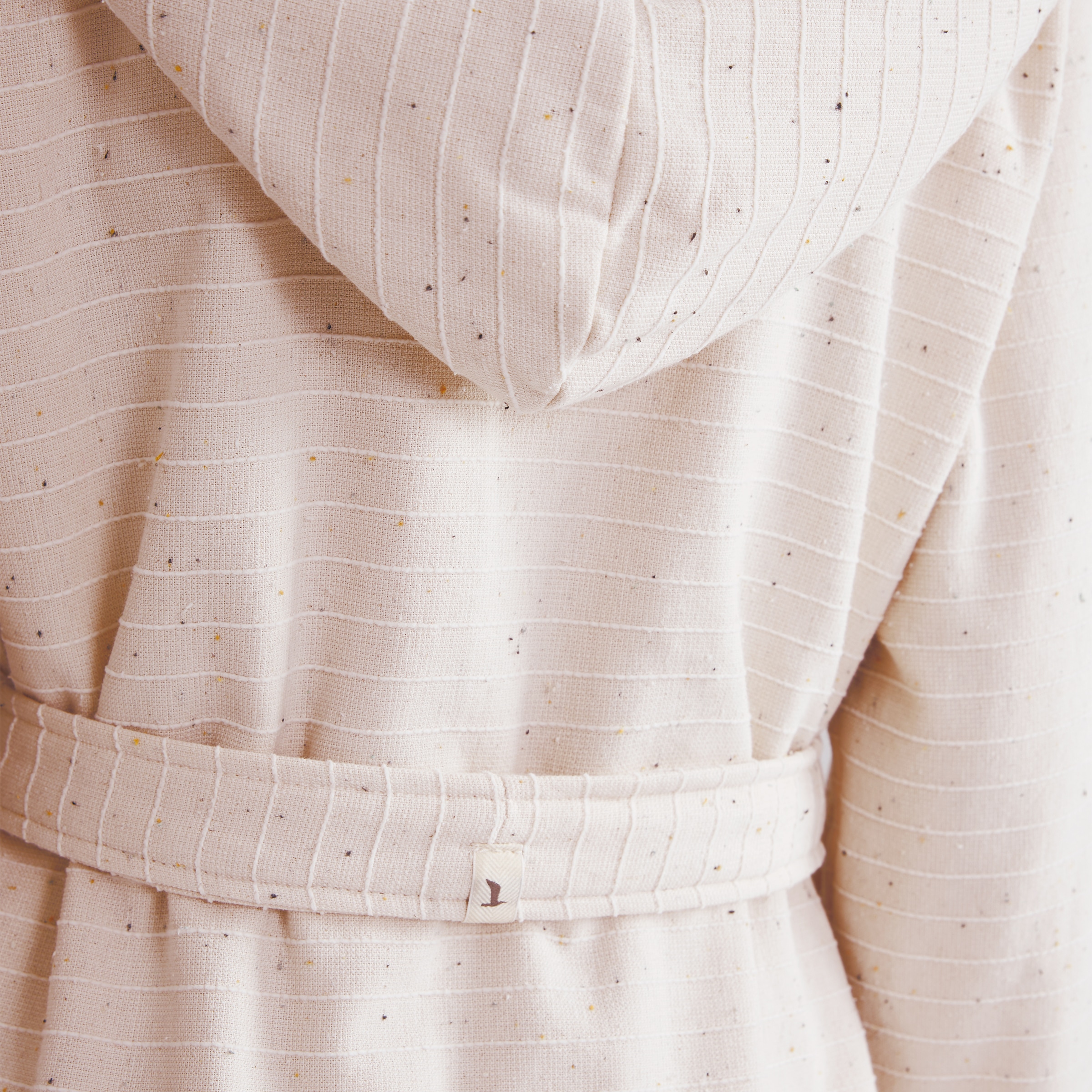 Möve Damenbademantel »Calm Essence« aus 100 %  saugfähiger Premium Baumwolle (Airspin)