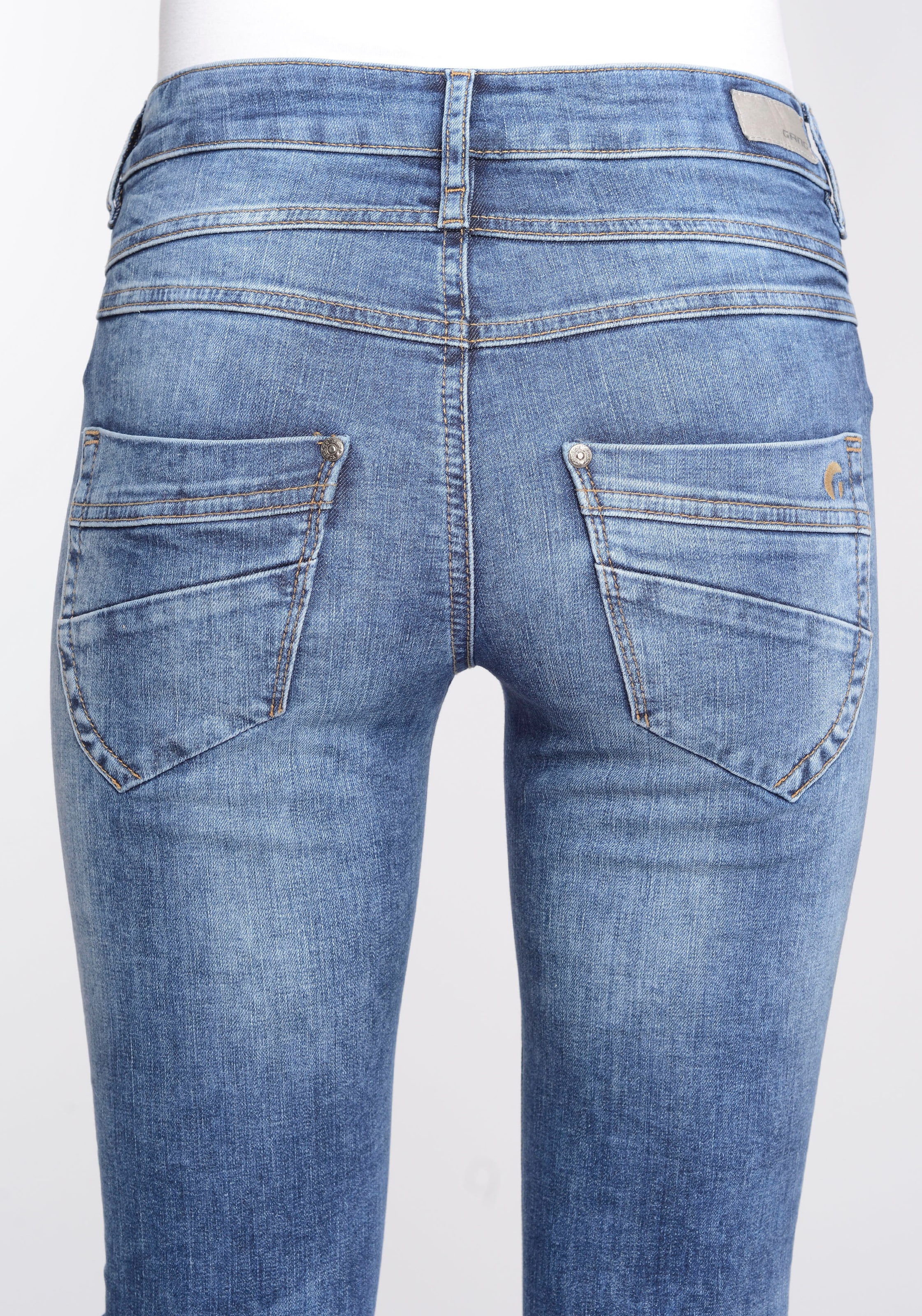 und »94MORA«, online vorne Skinny-fit-Jeans bestellen mit 3-Knopf-Verschluss GANG Passe