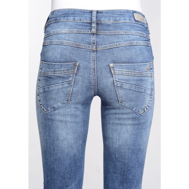 GANG Skinny-fit-Jeans »94MORA«, mit 3-Knopf-Verschluss und Passe vorne  online bei