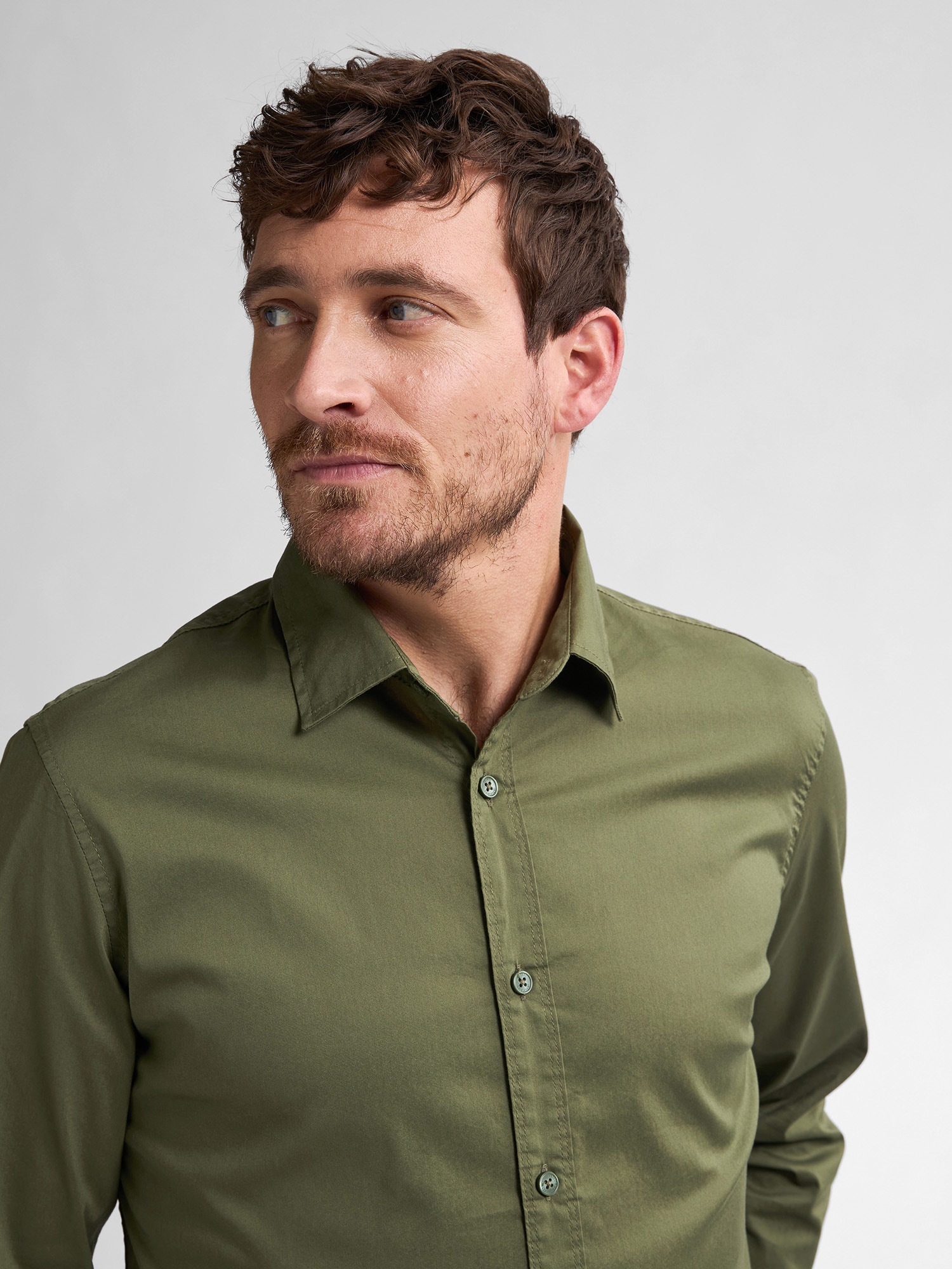 Petrol Industries Langarmshirt, mit Button-Down Kragen