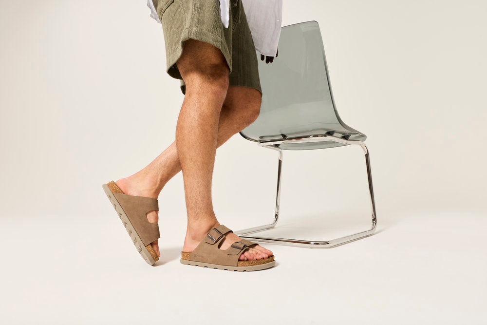 Rieker Pantolette  Sommerschuh, Strandschuh, Hausschuh mit bequemem Fußbett