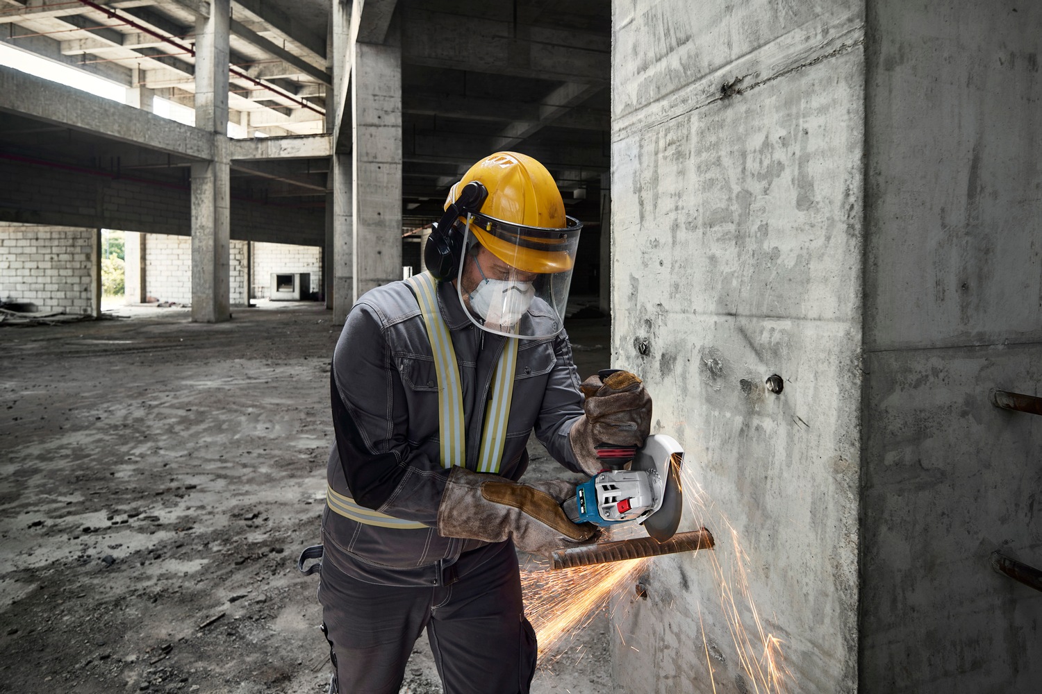 Bosch Professional Akku-Winkelschleifer »»GWS 18V-11 S«« in L-BOXX 136, ohne Akku, ohne Ladegerät