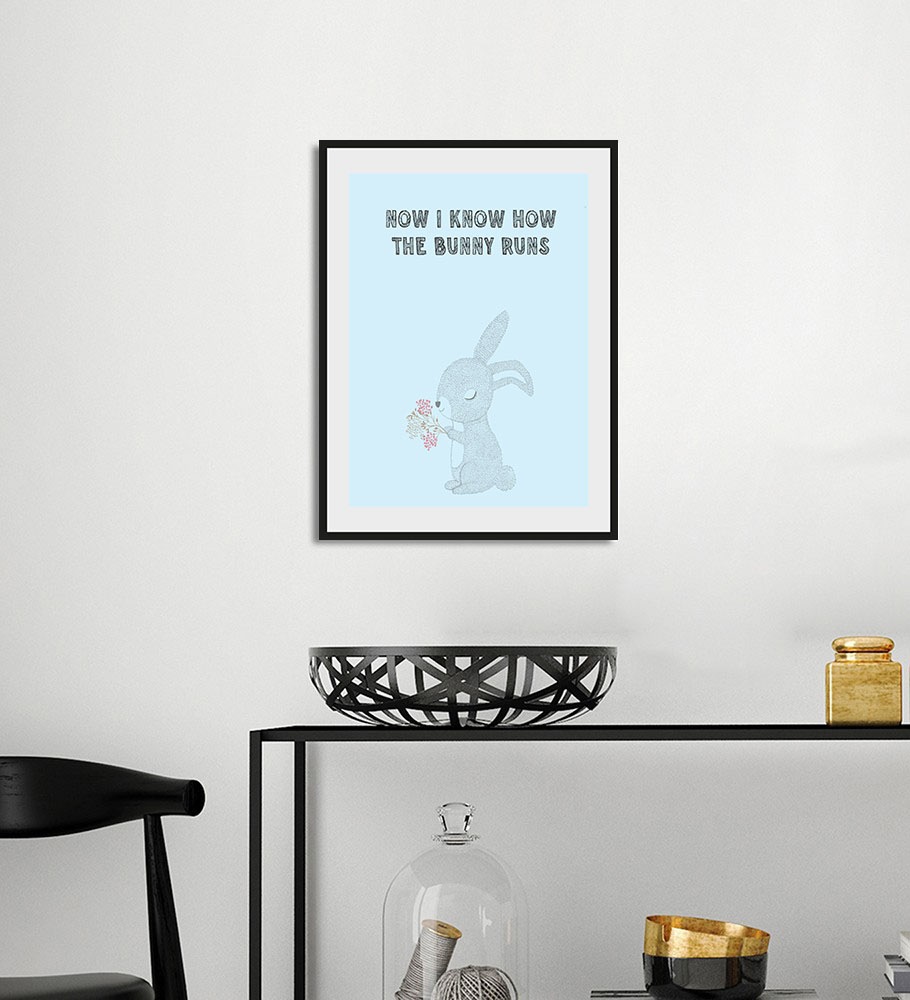queence Bild »NOW I KNOW HOW THE BUNNY RUNS« Haustiere | Humor | Schriftzug | Sprüche & Texte 1 Stk. tlg. HD Premium Poster-Druck inkl. Holzrahmen