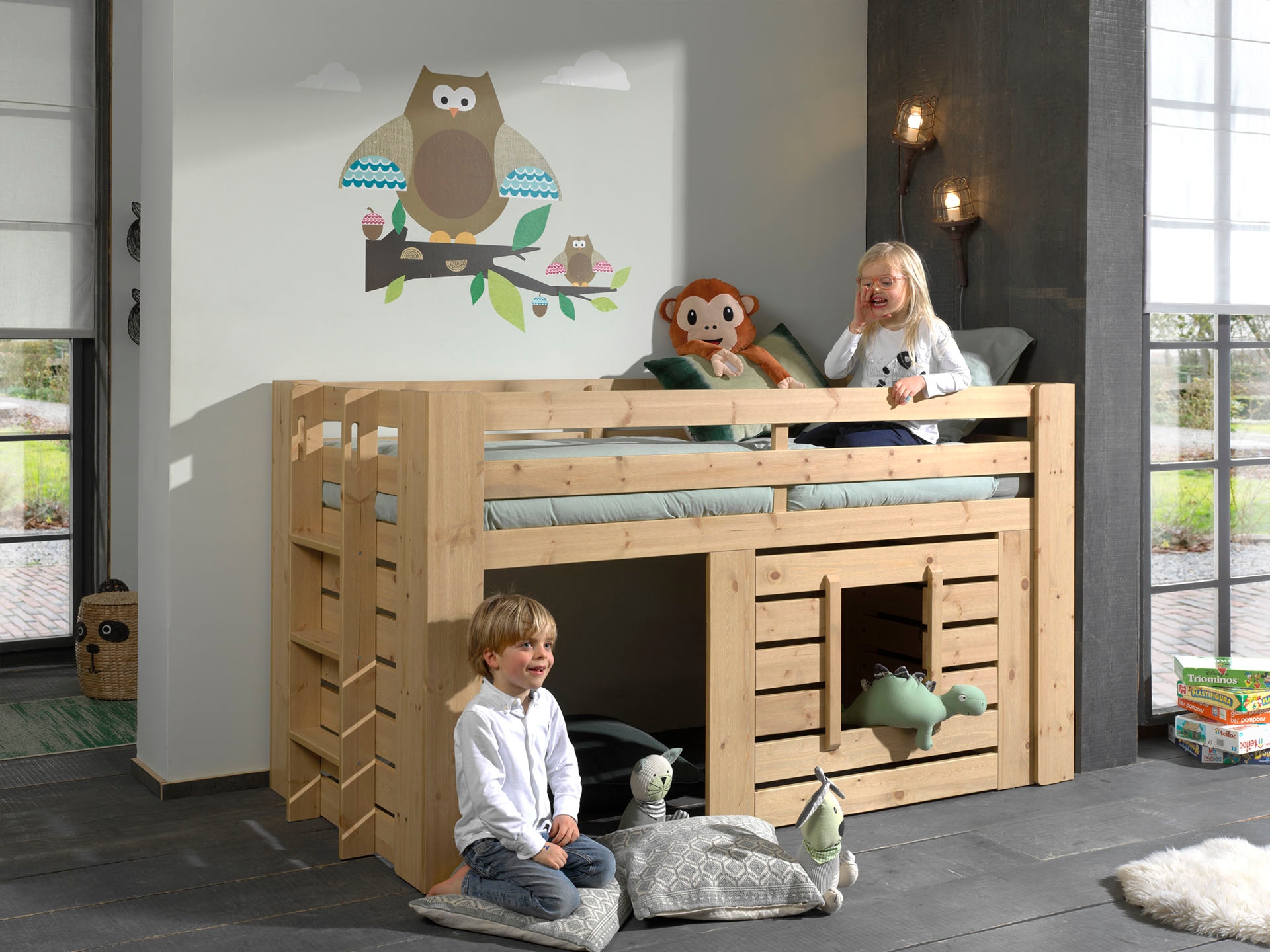 Vipack Kinderbett »Oliver«, (Made in Europe), Jugendbett, Hausbett