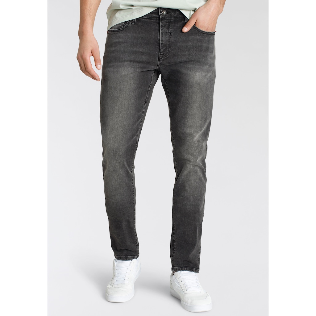 AJC Slim-fit-Jeans