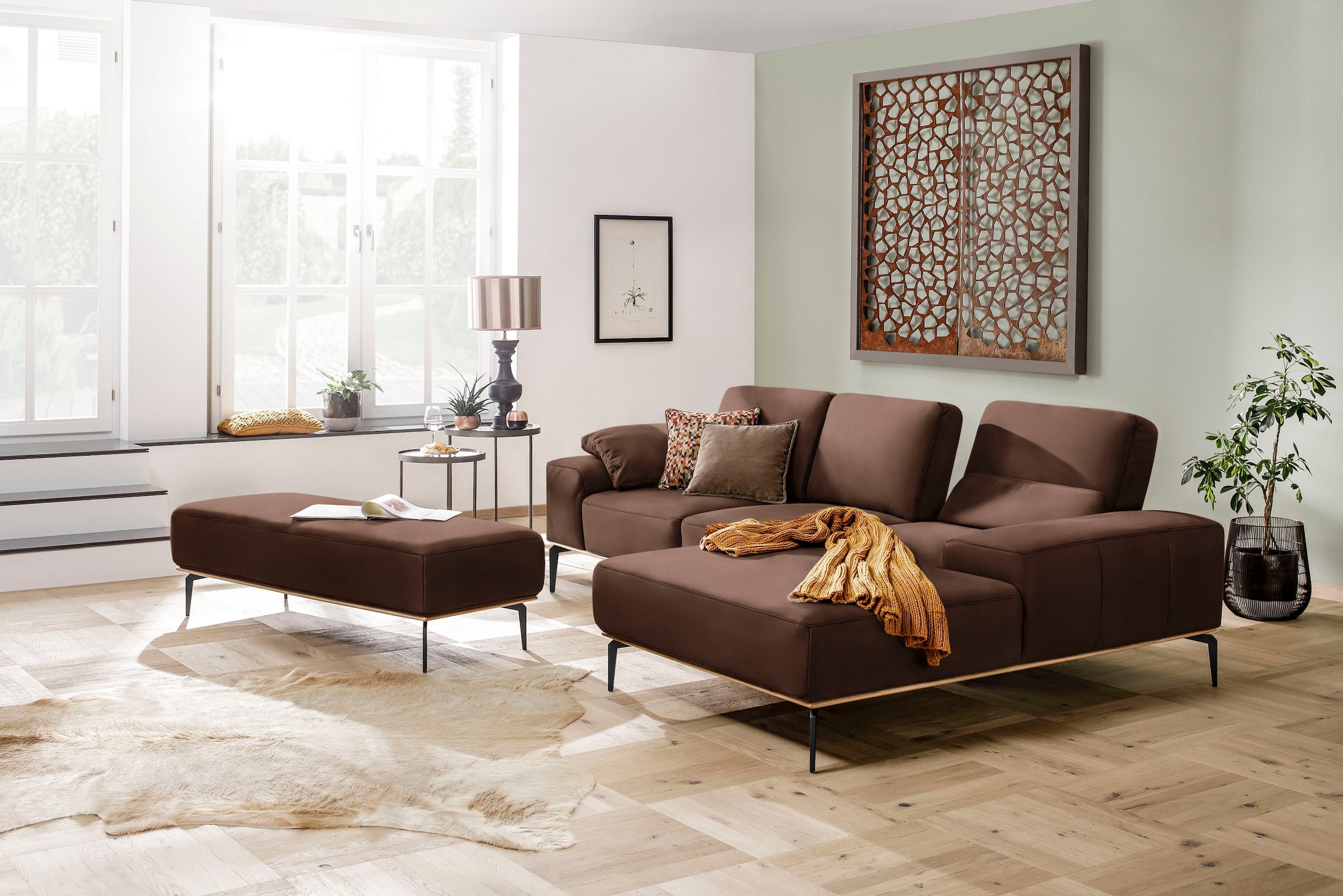 W.SCHILLIG Ecksofa »run, Designsofa mit tollem Sitzkomfort, bequem, L-Form«, mit Holzsockel, Füße in Schwarz pulverbeschichtet, Breite 279 cm