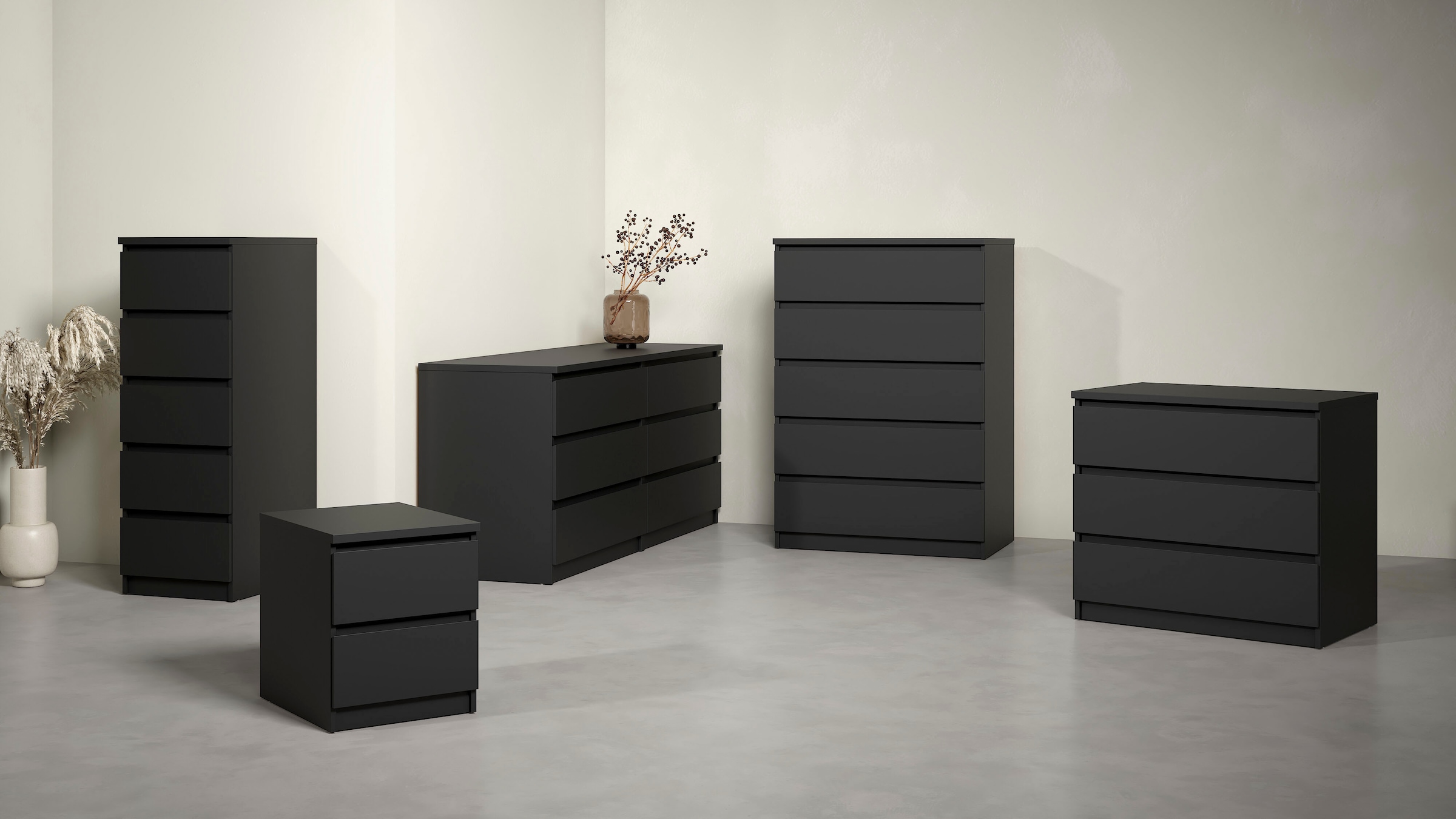 INOSIGN Kommode »Naia«, abgerundete Schubladenkanten auf Metallgleiter, Breite 77 cm