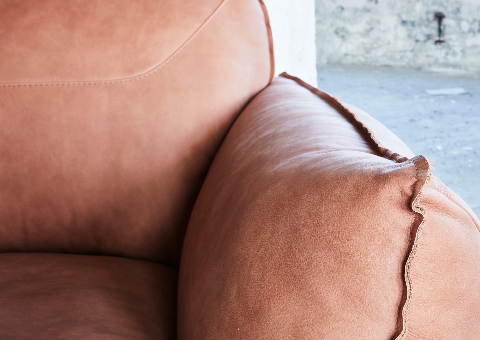 BETYPE Ecksofa »Be Type Be Chilled, L-Form«, in 2 Breiten mit stylischer und offener Nahtführung