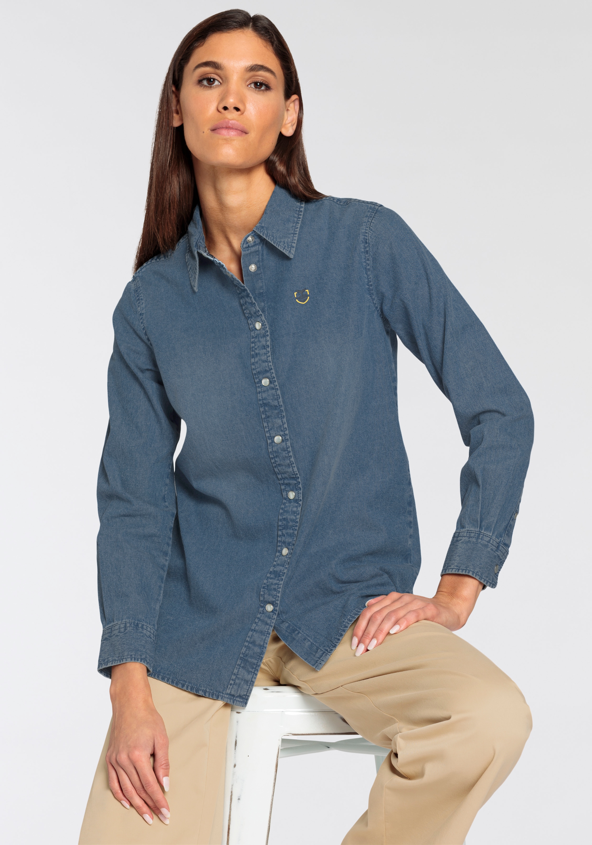 DELMAO Jeansbluse, im klassischen Stil