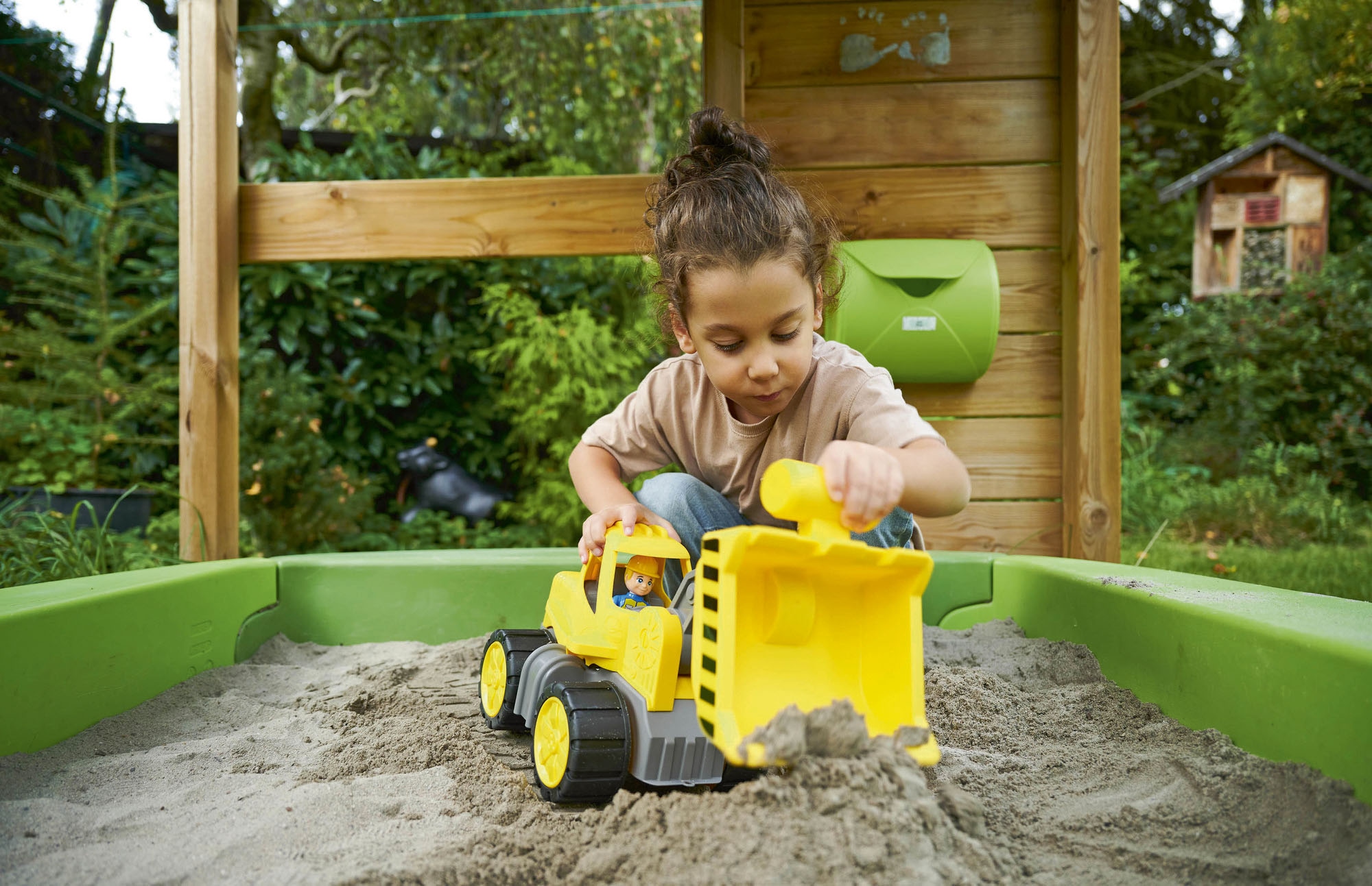 BIG Spielzeug-Radlader »Power-Worker Radlader + Figur«, Made in Germany