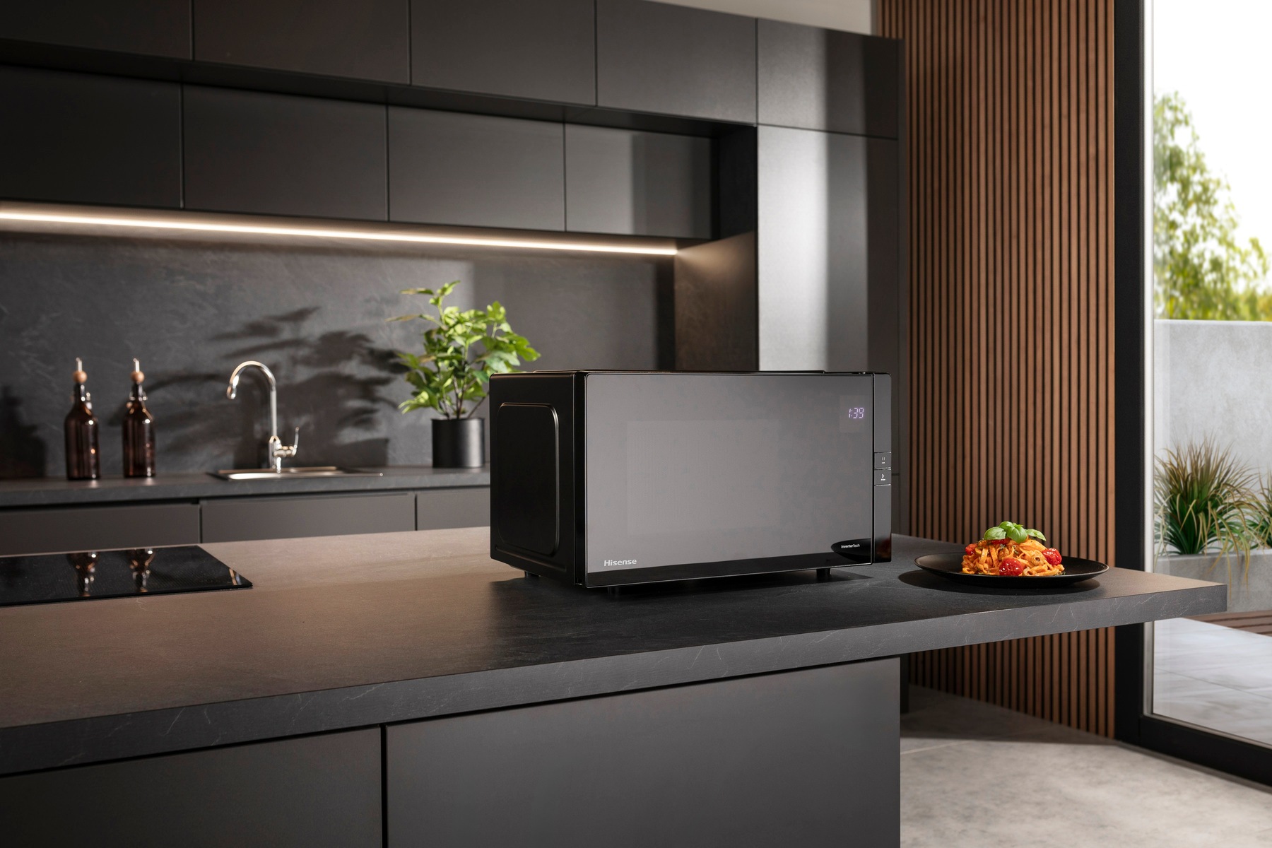 Hisense Mikrowelle »H25MOBS4HGI«, Mikrowelle-Grill, 1320 W, Inverter Technologie