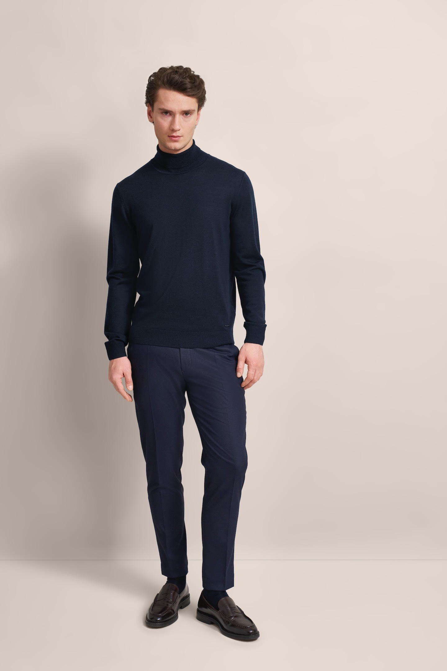 bugatti Rollkragenpullover, aus 100 % Merinowolle