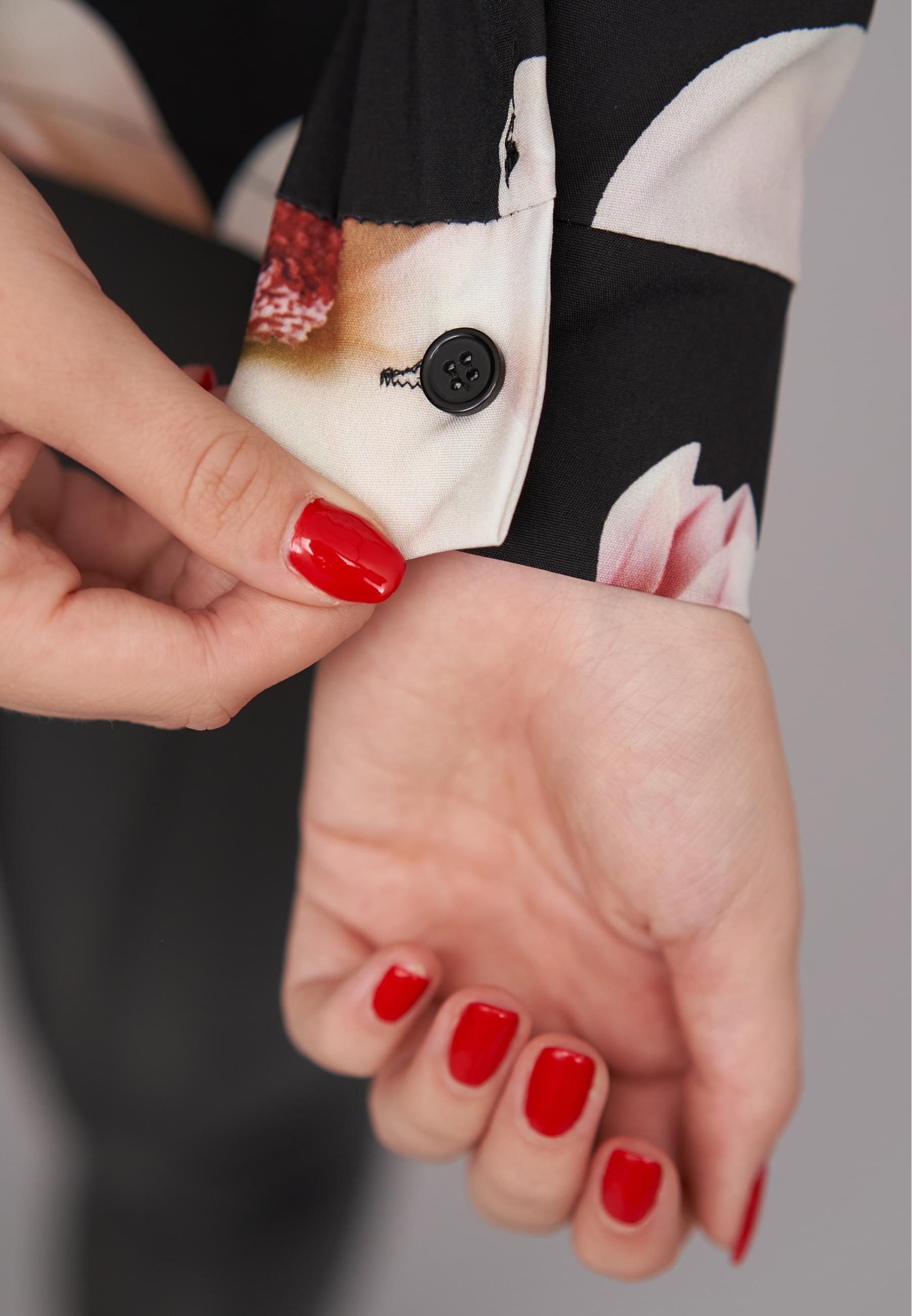 CLOUD 5IVE Langarmhemd »CLOUD 5IVE Langarm-Bluse mit Knopfleiste u. Blumenprint«