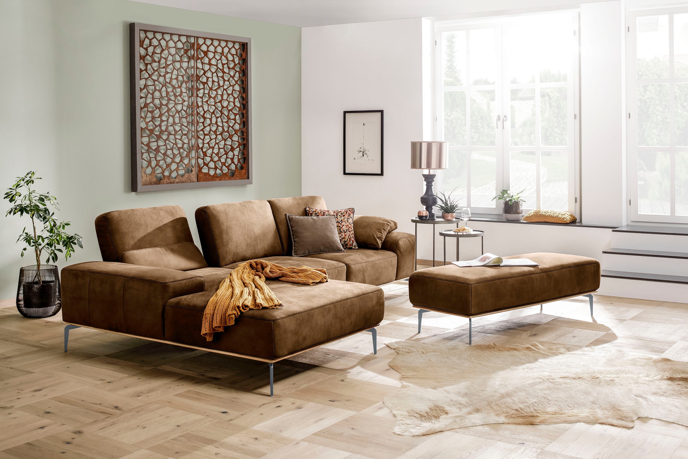 W.SCHILLIG Ecksofa »run, Designsofa mit tollem Sitzkomfort, bequem, L-Form«, mit elegantem Holzsockel, Füße in Silber matt, Breite 299 cm