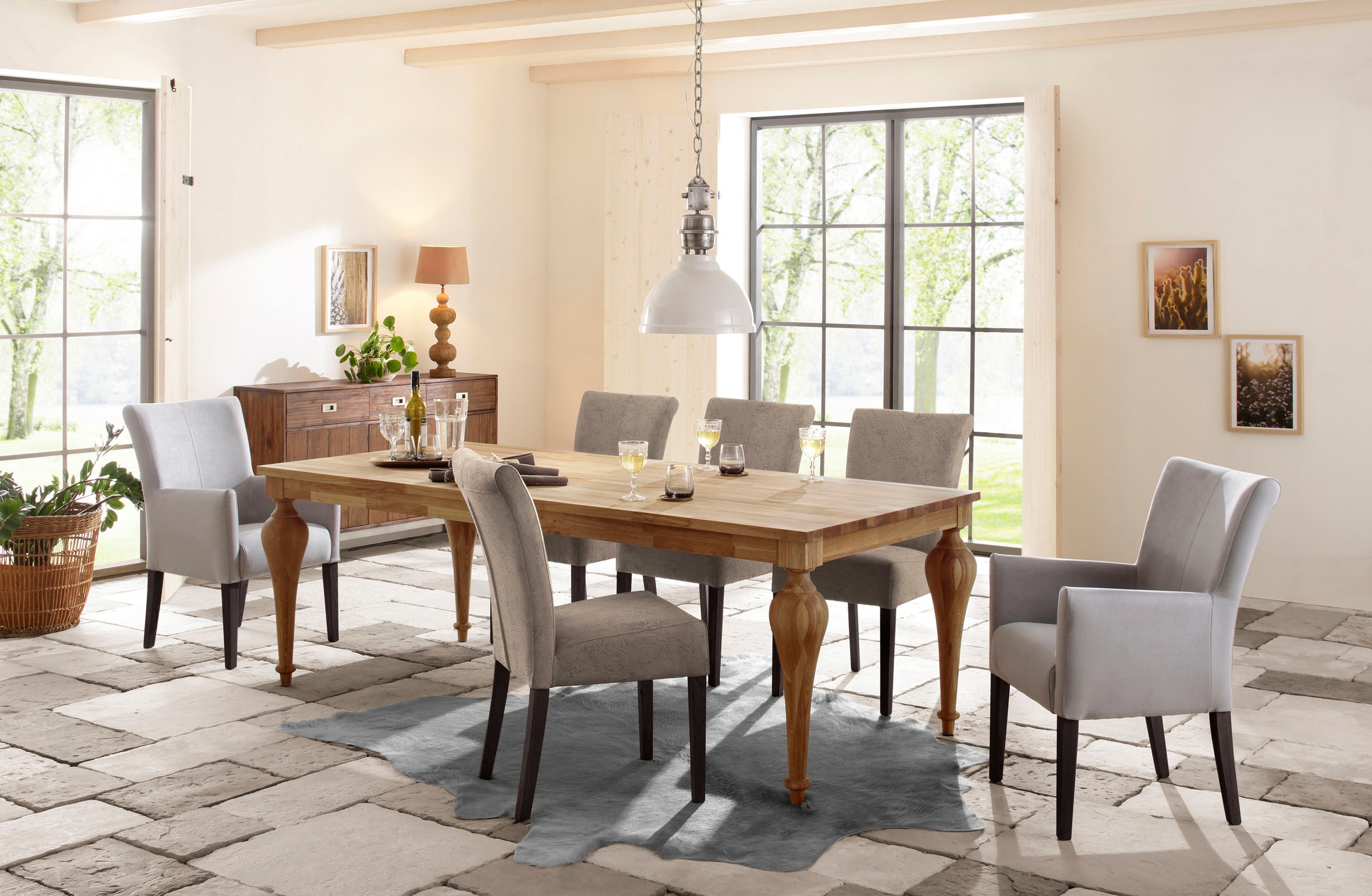 Home affaire Esszimmerstuhl »Queen«, (Set), 4 St., Luxus-Microfaser mit Druck, Beine aus massiver Buche, wengefarben lackiert, Polsterstuhl