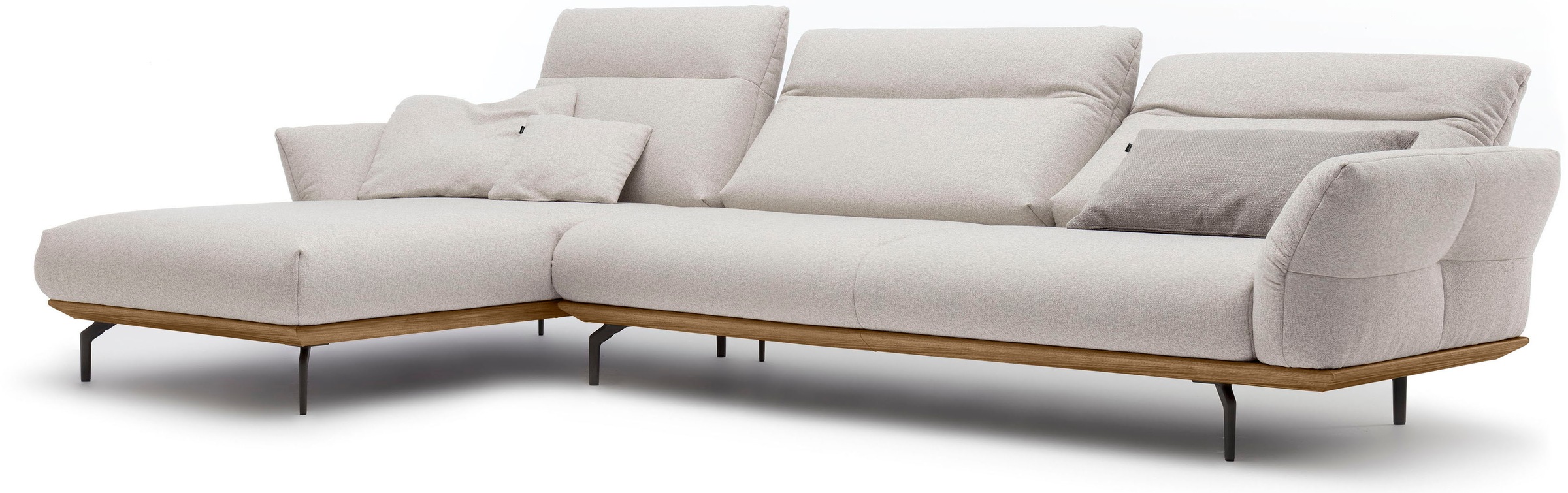 Creation BY ROLF BENZ Ecksofa »CR.460«, Sockel in Nussbaum, Winkelfüße in Umbragrau, Breite 338 cm