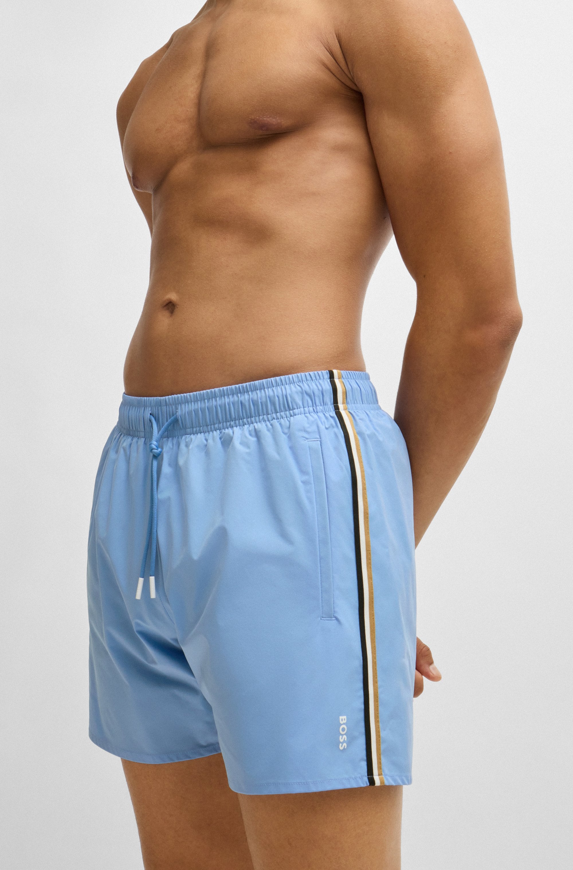 BOSS Badeshorts »Iconic«, mit seitlichen Kontraststreifen