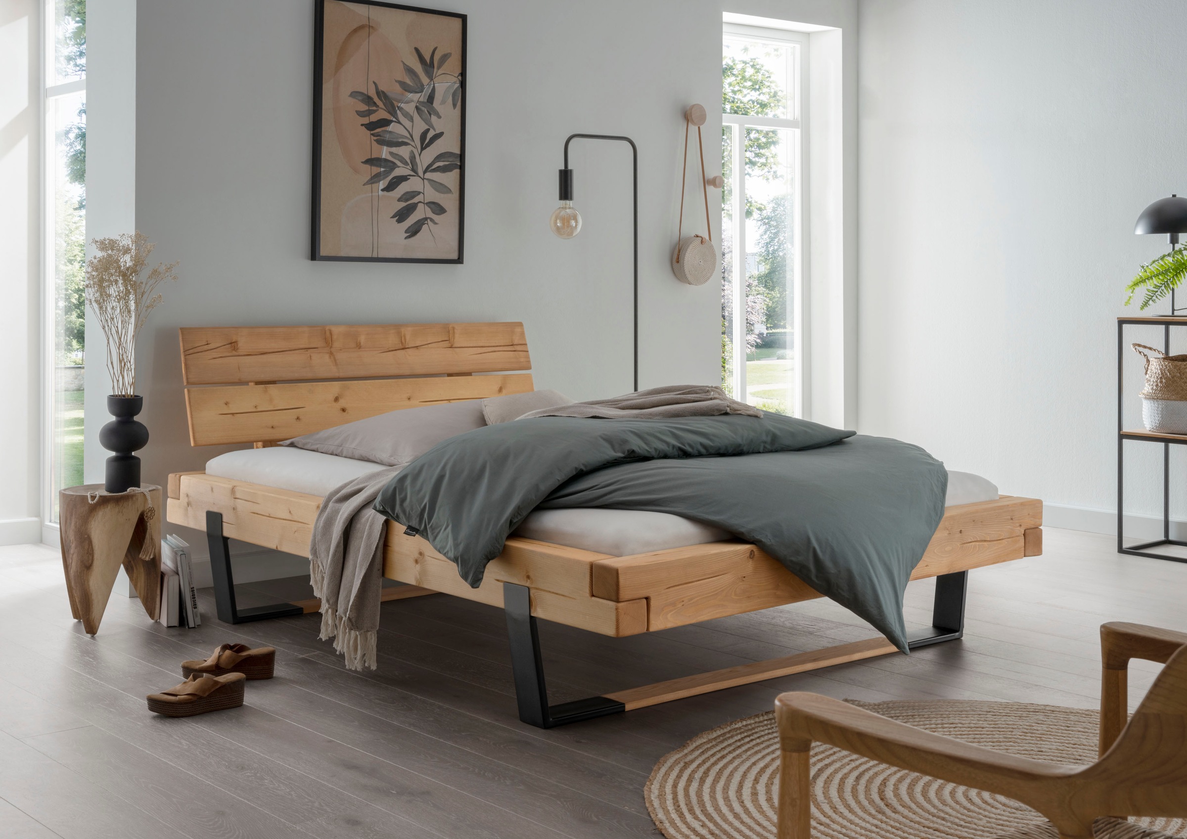 Home affaire Massivholzbett »Ultima Balkenbett Doppelbett, Füße Metallkufe günstig online kaufen