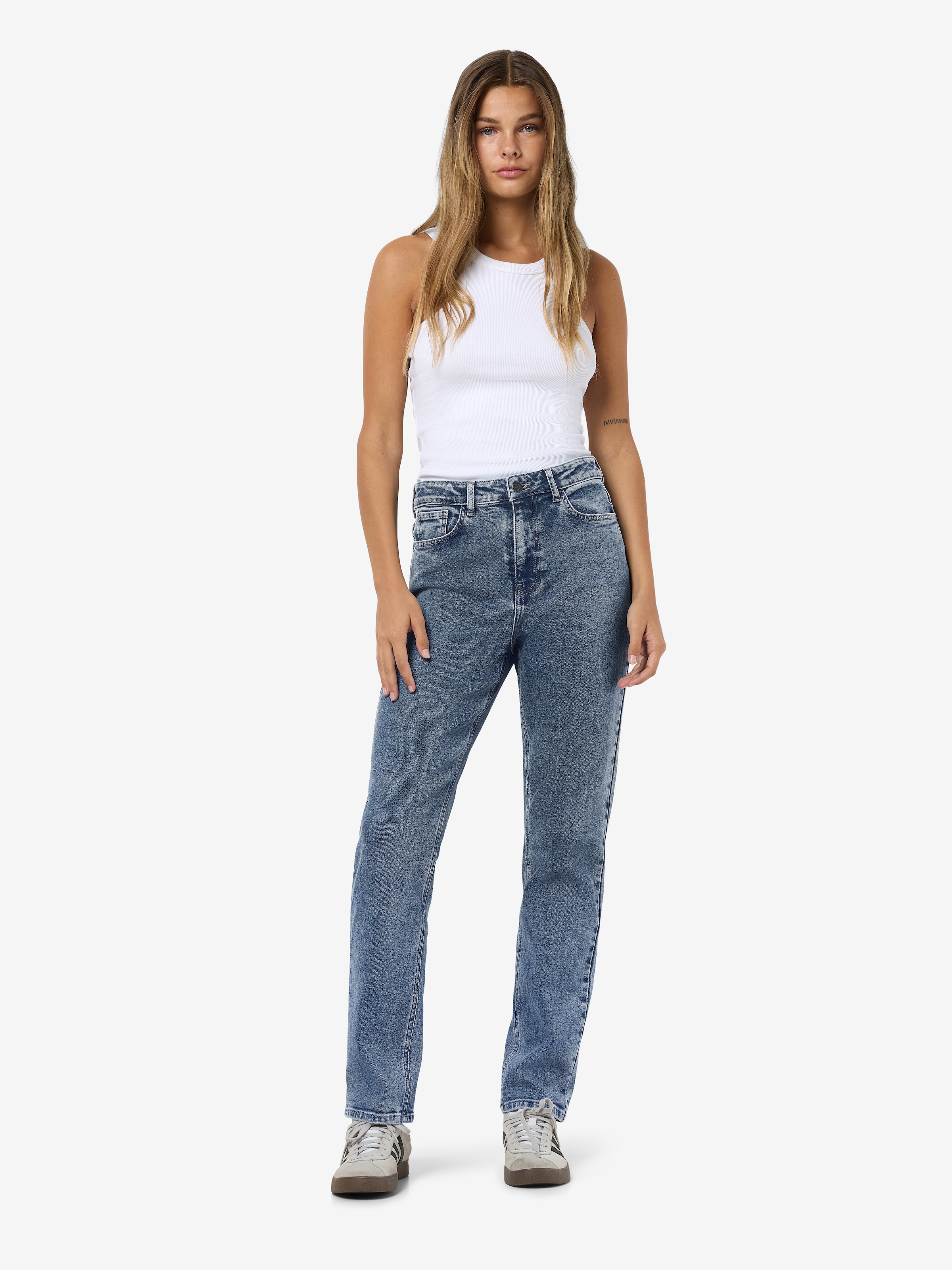 Noisy may High-waist-Jeans »NMDAISY HW MOM FIT JEAN AZ394MB FWD NOOS«