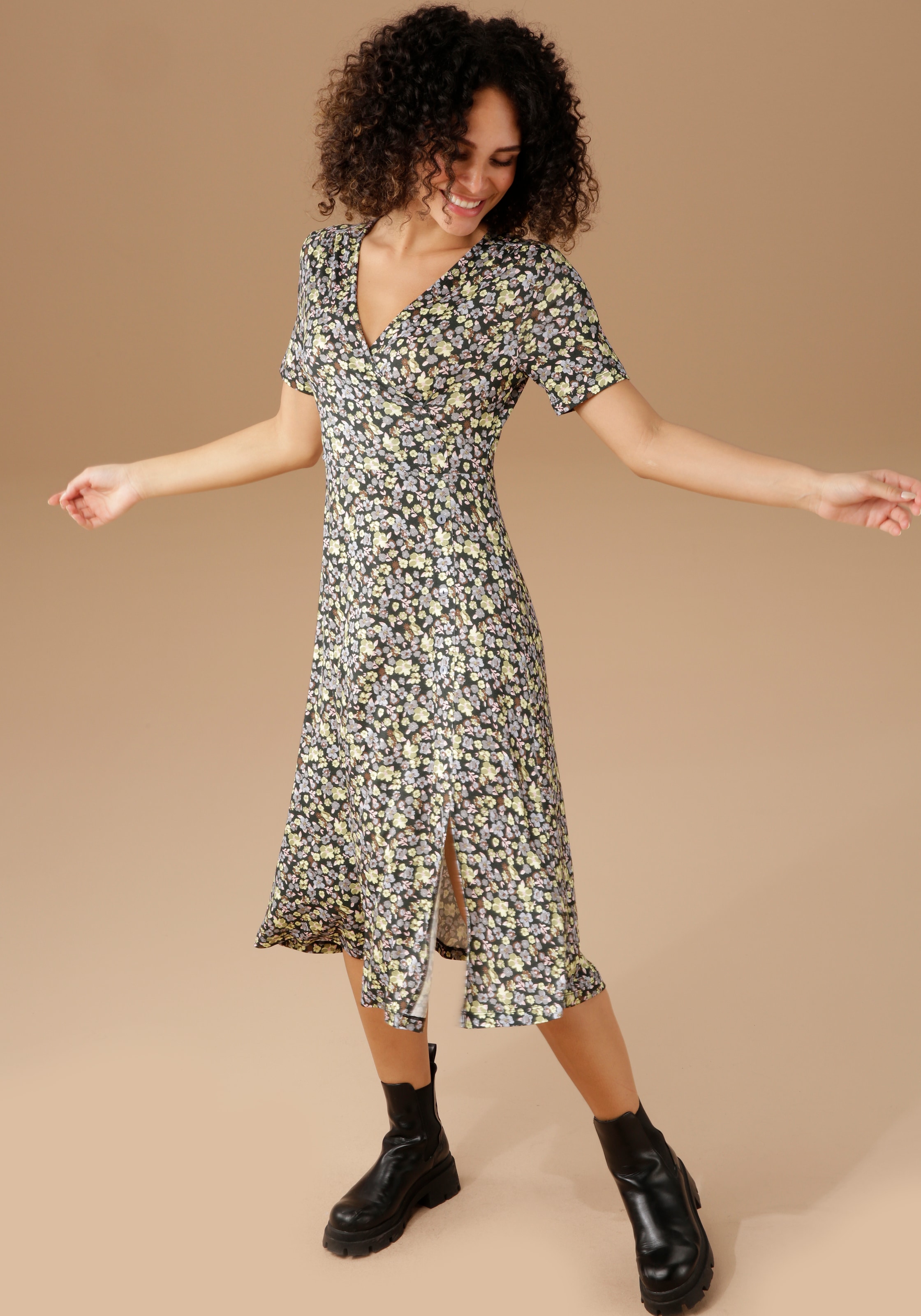 Aniston CASUAL Jerseykleid, mit niedlichen Blüten bedruckt kaufen | Sommerkleider