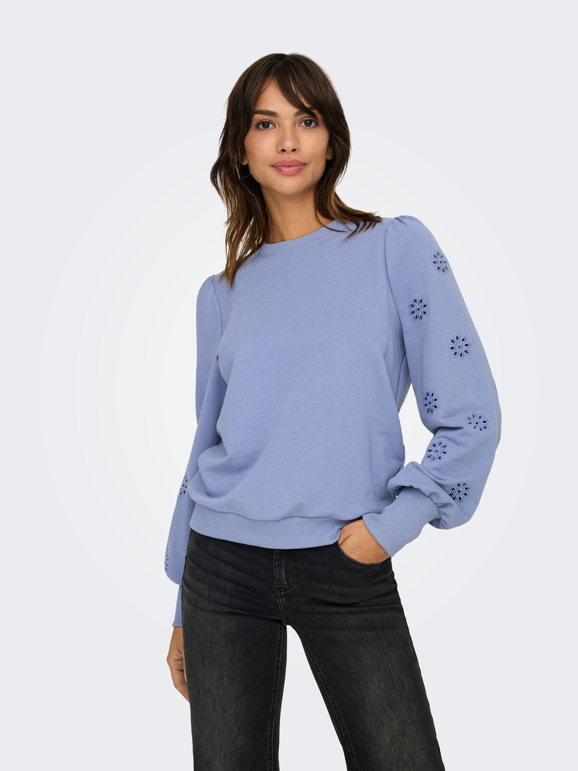 Only Sweatshirt »Onlfemme L/S Puff Embroidery Ub Swt«, Mit Puffärmeln Mit Wunderschöner Lochstickerei