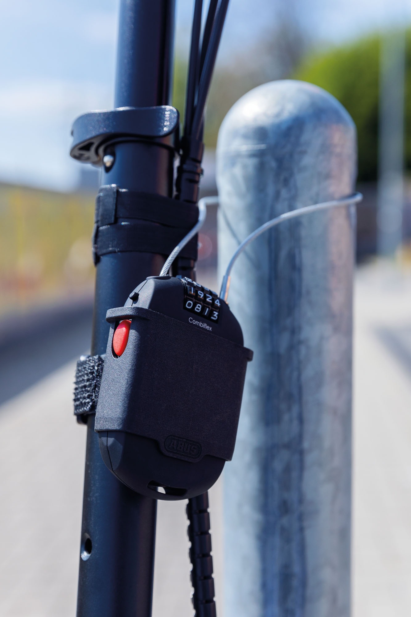 ABUS Aufrollkabelschloss »CombiFlex 2503/120 + UCH 2503« mit Halterung, 