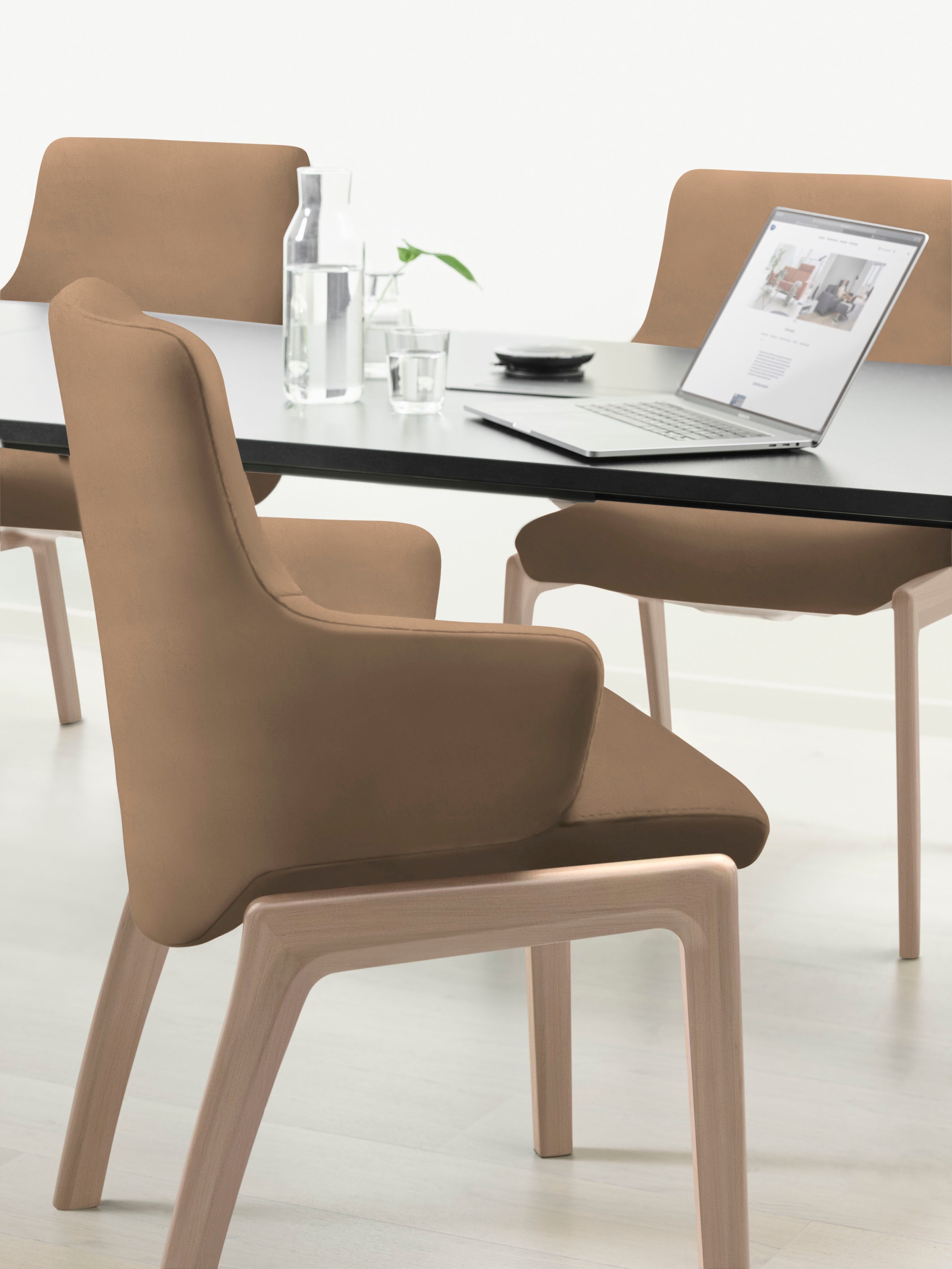 Stressless® Polsterstuhl »Laurel« () Low Back mit Armlehne, Größe L, abgerundete Beine in Eiche gekalkt