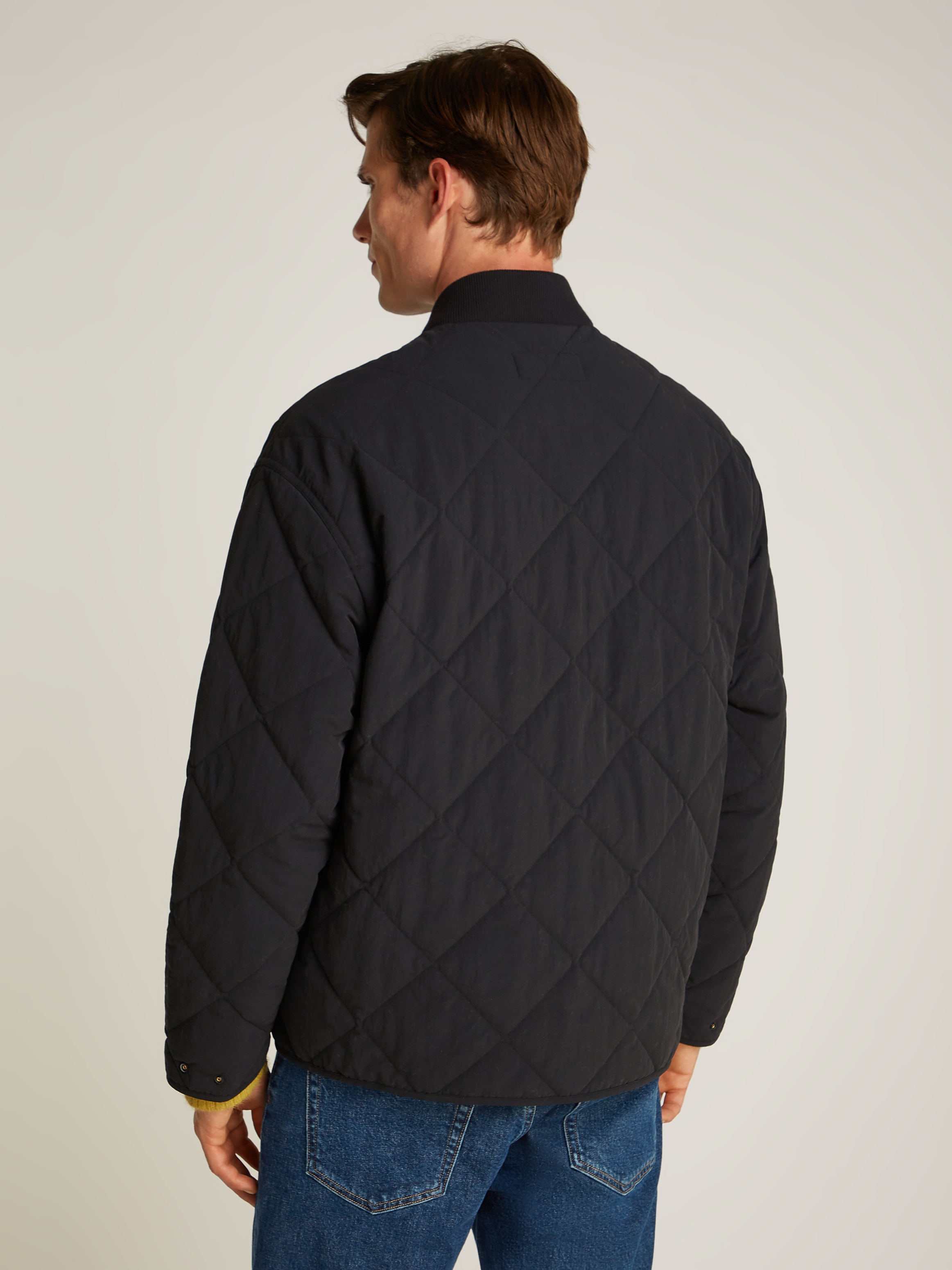 Calvin Klein Jeans Steppjacke »QUILTED JACKET«, Logopatch, Stehkragen