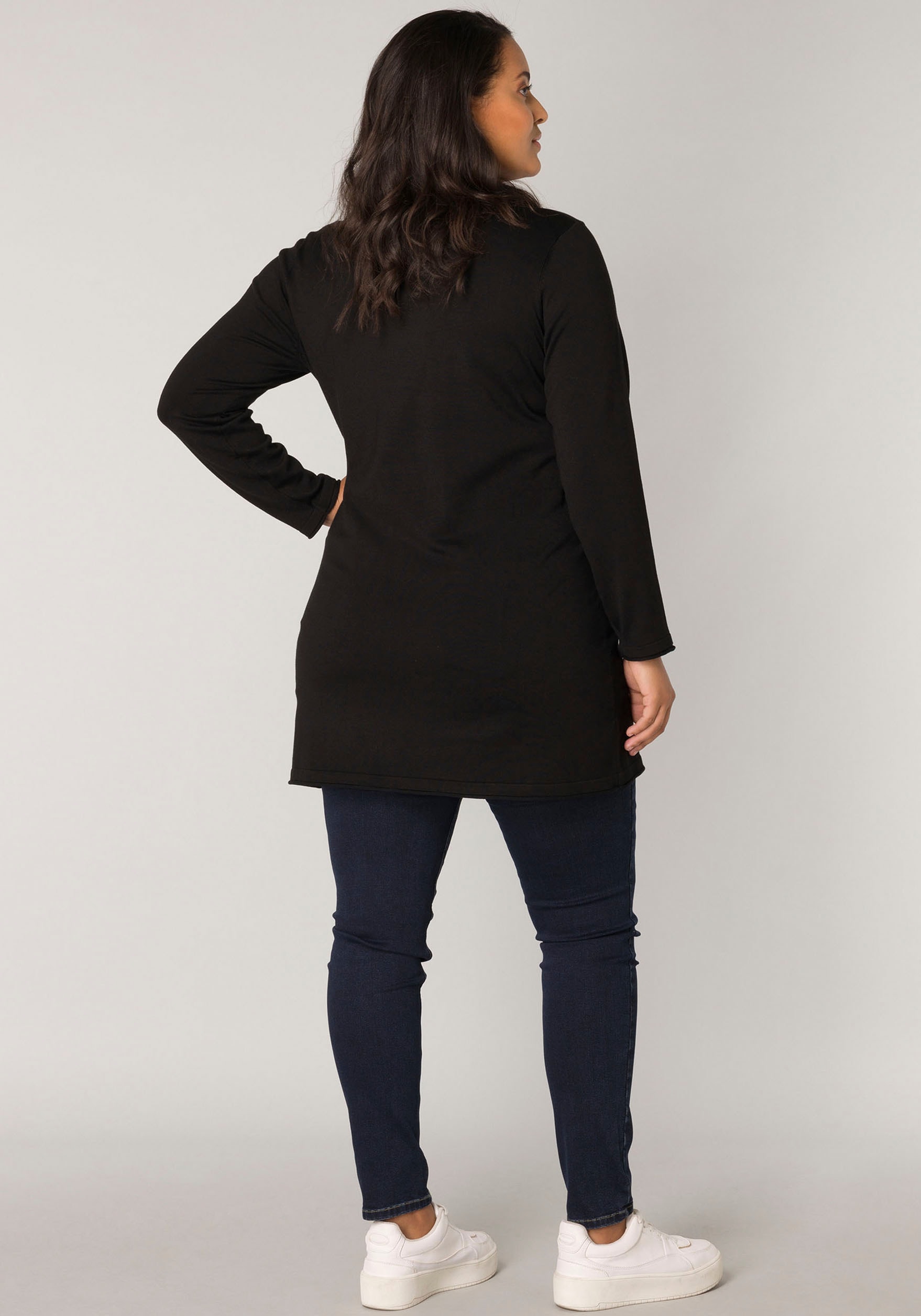 Base Level Curvy V-Ausschnitt-Pullover »BAS-ANINE-LONG«, Feinstrick-Qualität