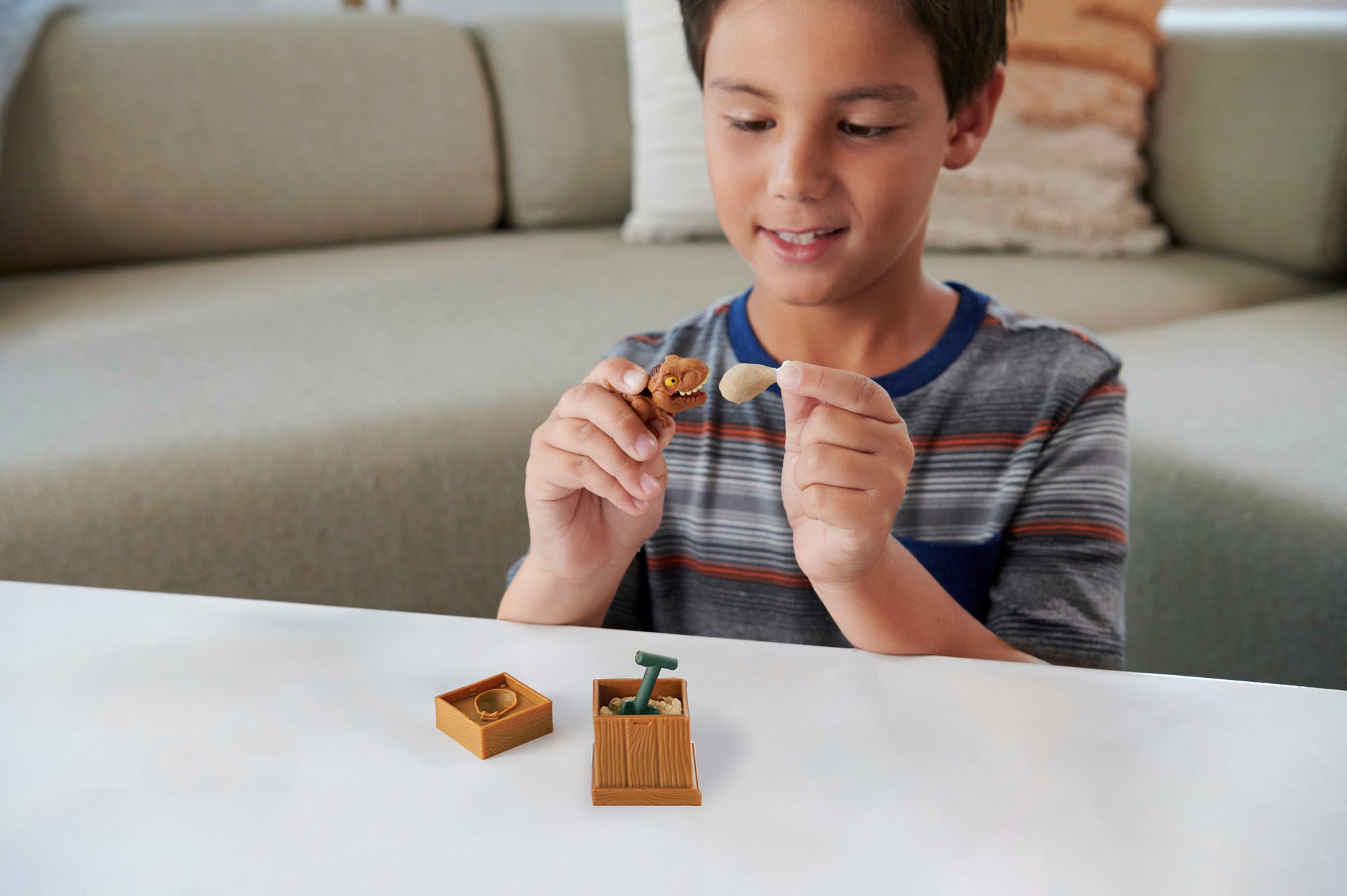 Mattel® Spielfigur »Jurassic World Crushivores«