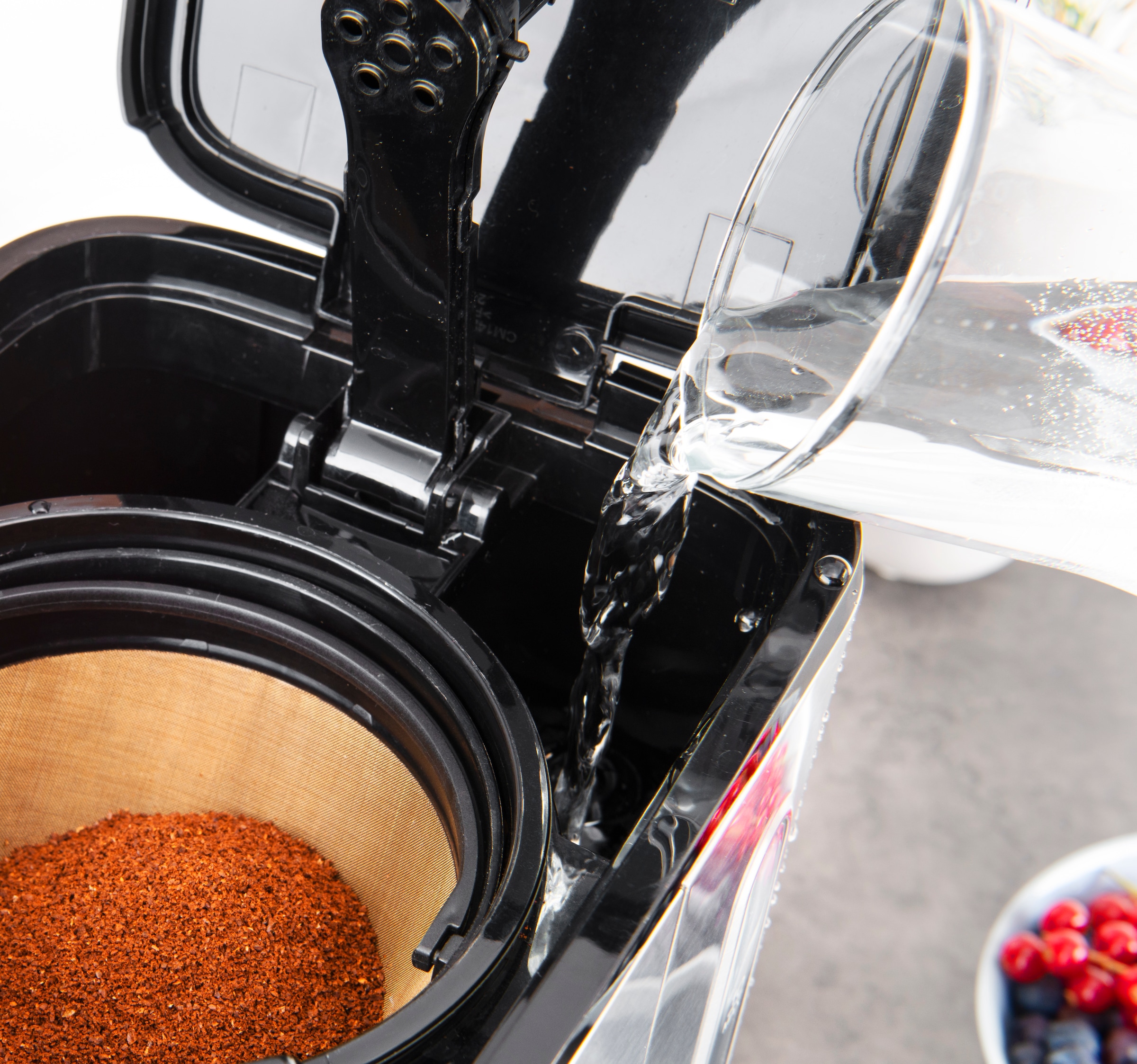 Gastroback Filterkaffeemaschine »Design Essential 42701«, 1,5 l Kaffeekanne, Edelstahlfilter, 1x4